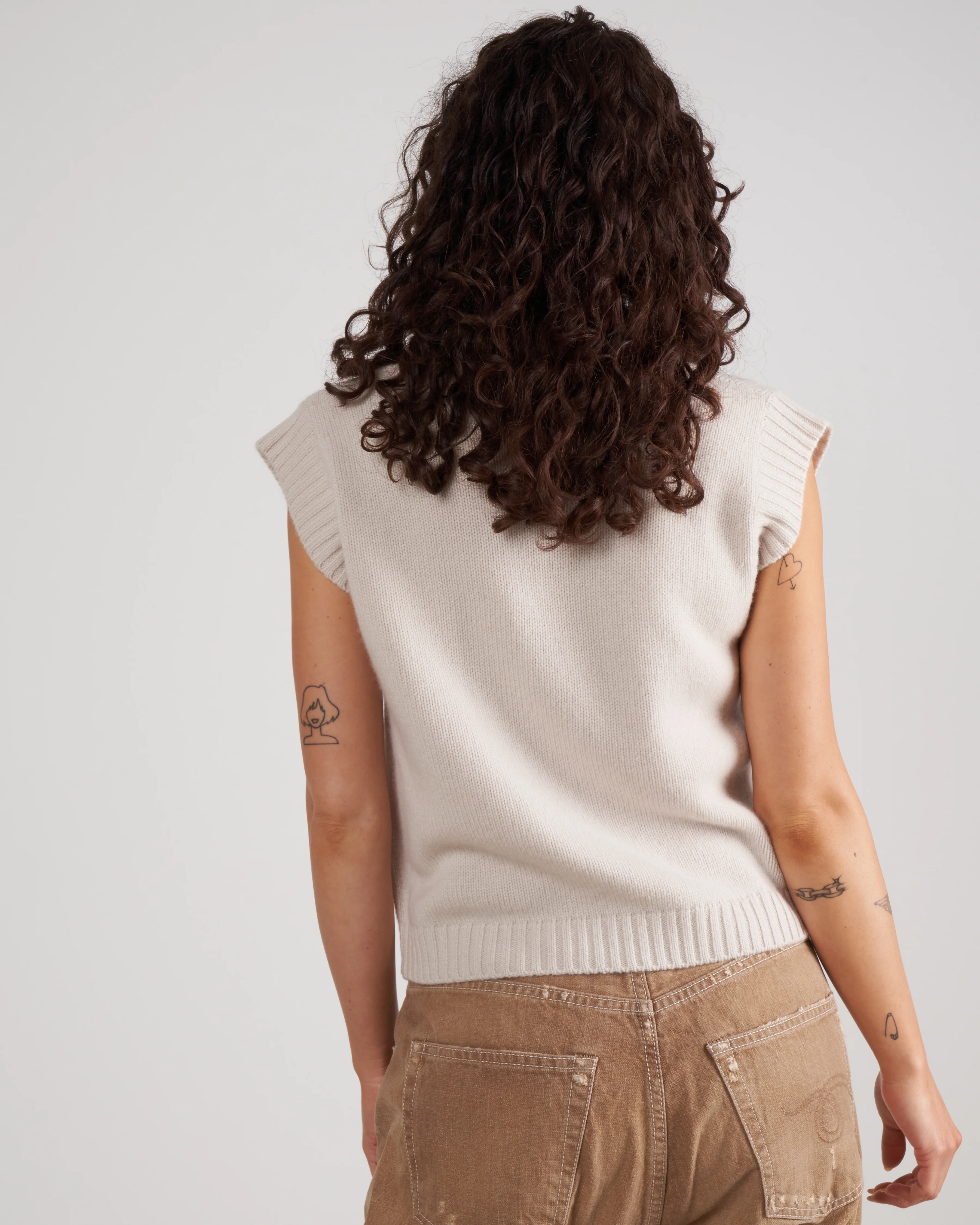 v-neck vest - shadow white cc1-41 - Image 4