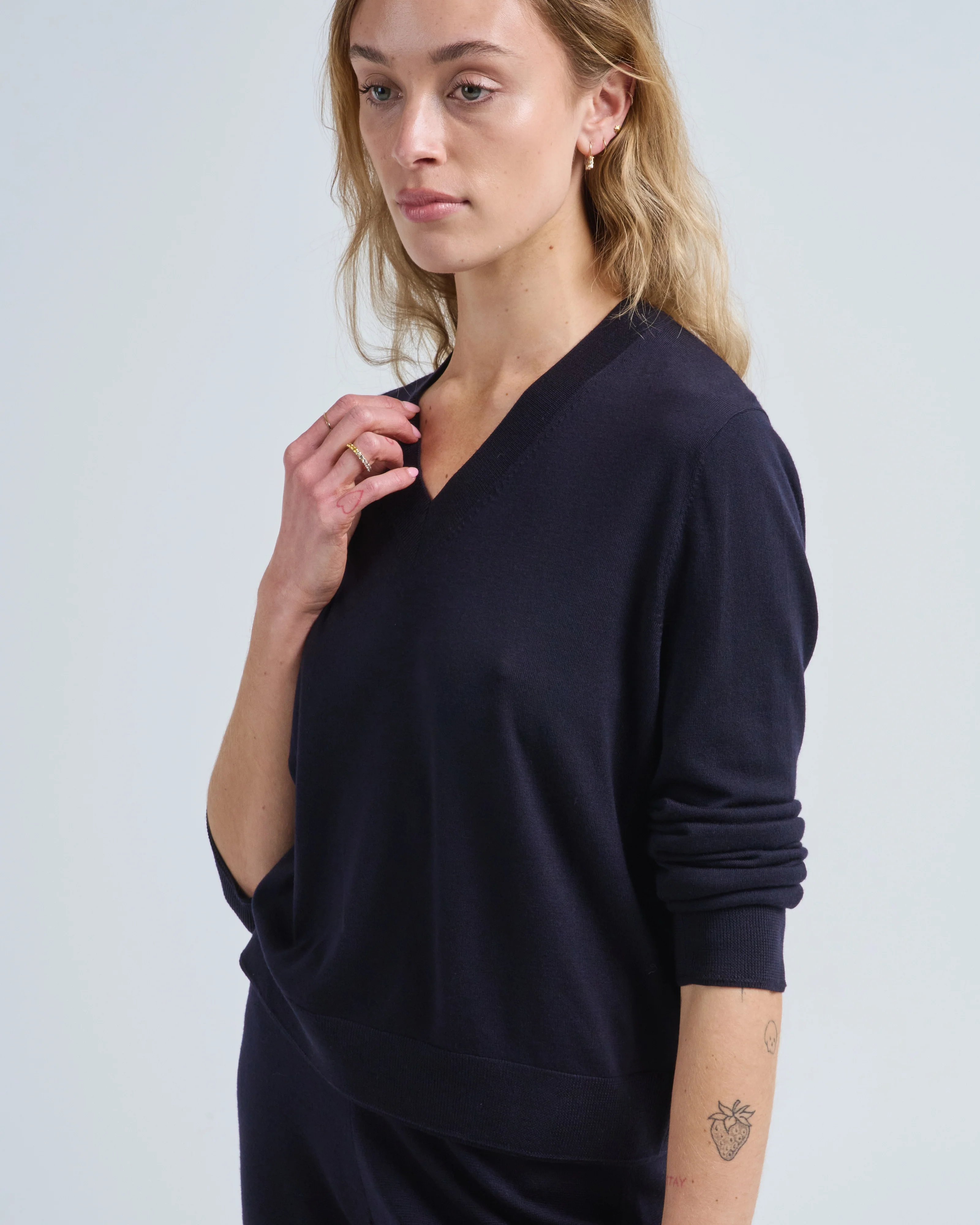 v sweater - Image 5