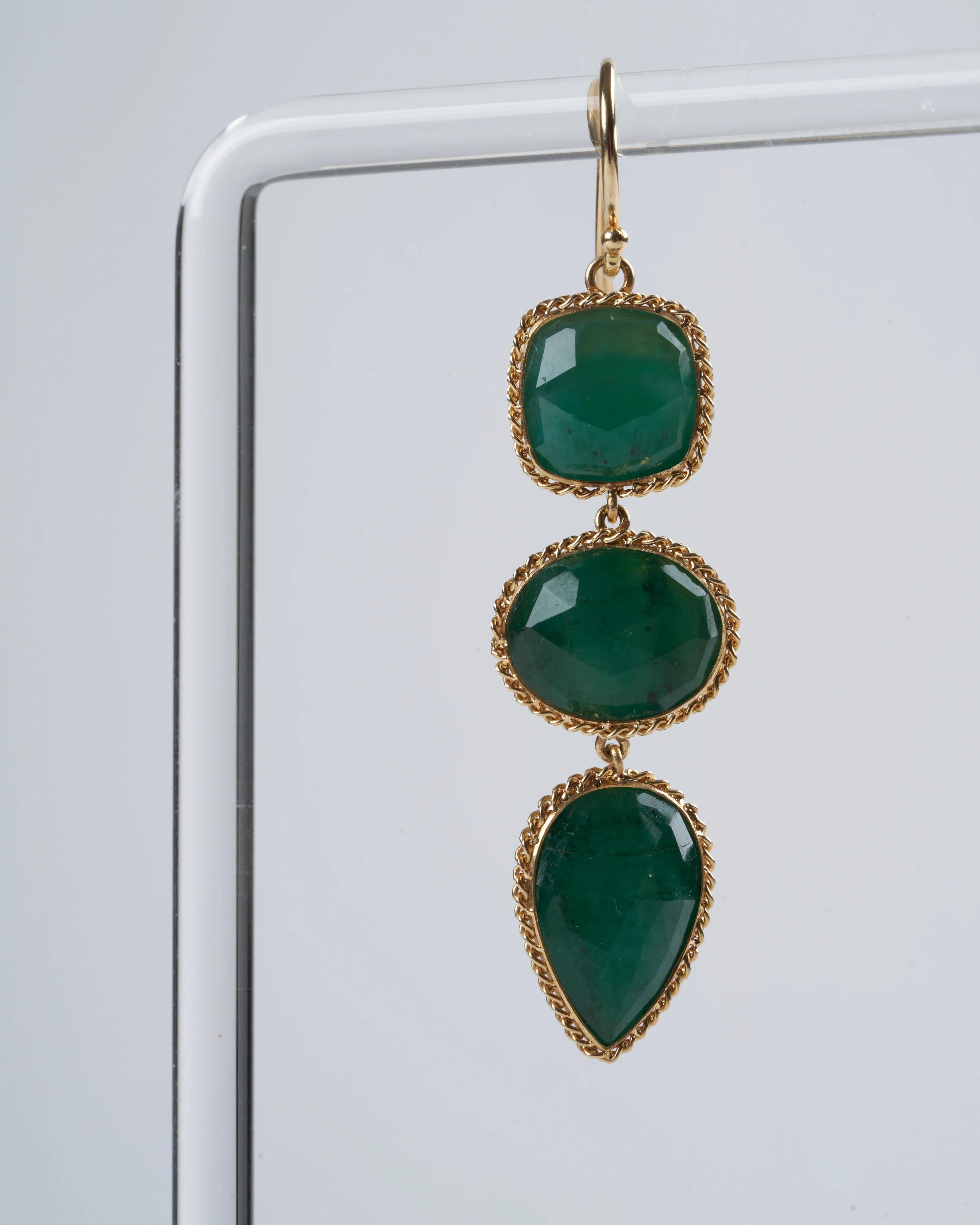 18k gold and emerald earrings - Image 3