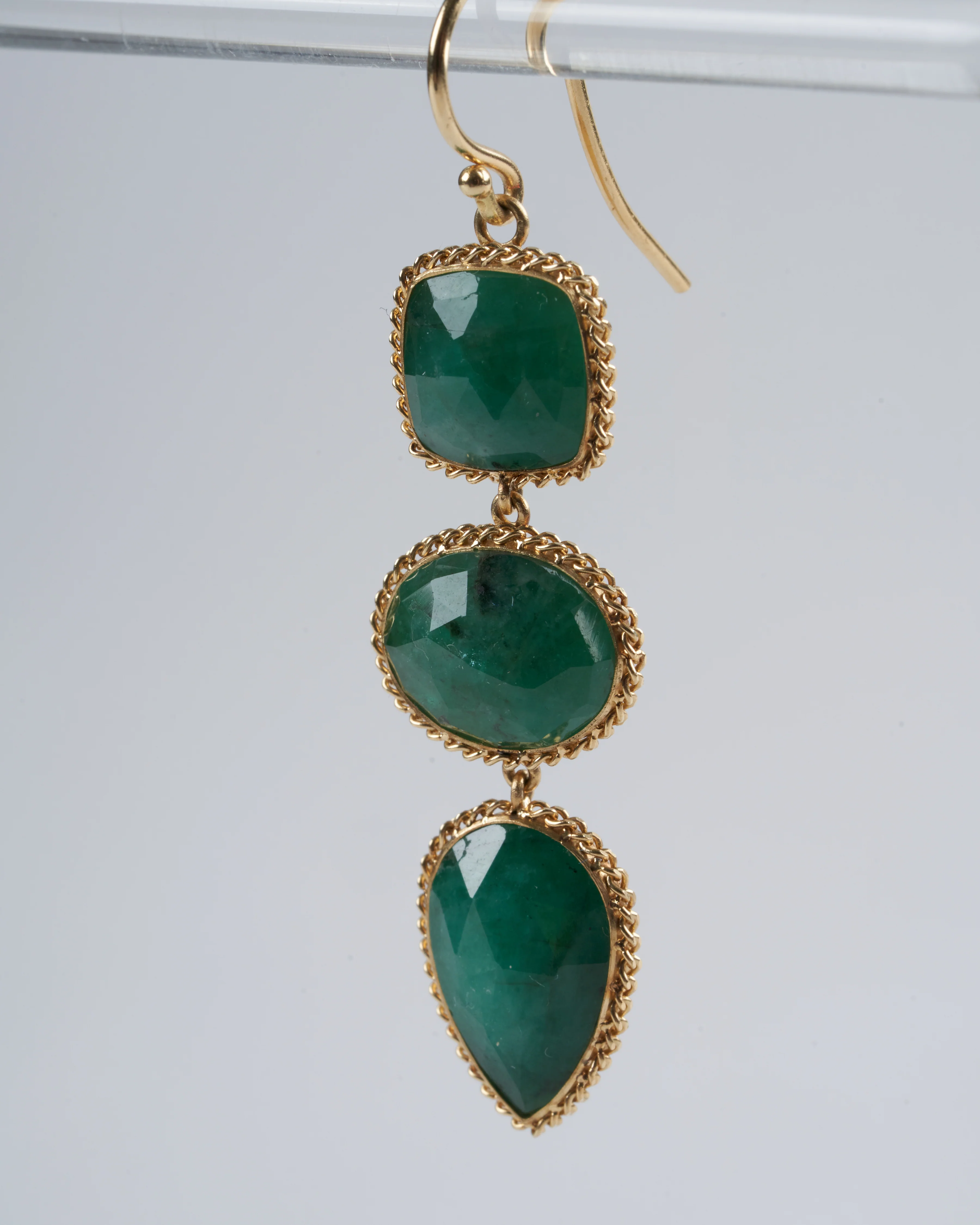18k gold and emerald earrings - Image 4