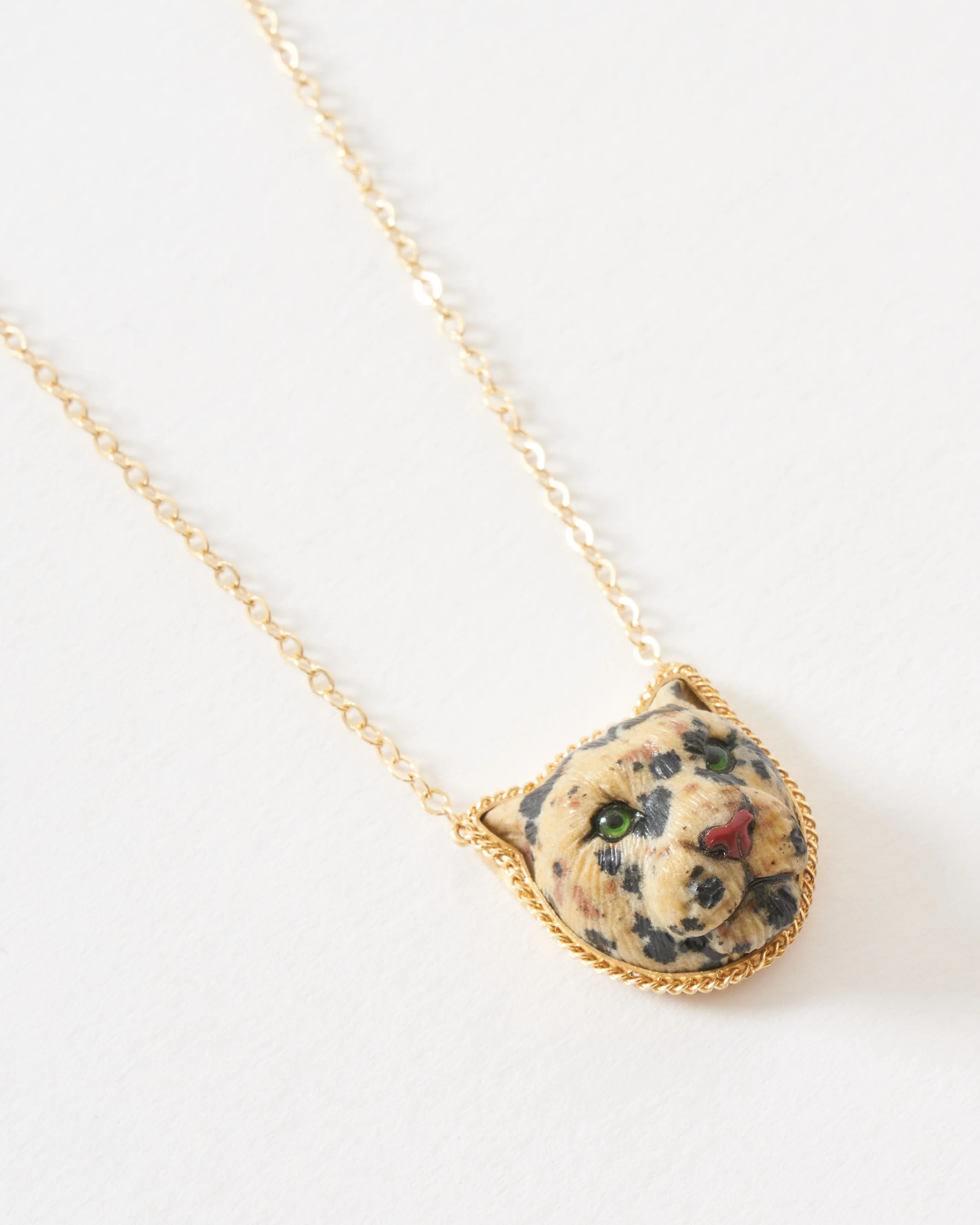 leopard front facing necklace - Image 3