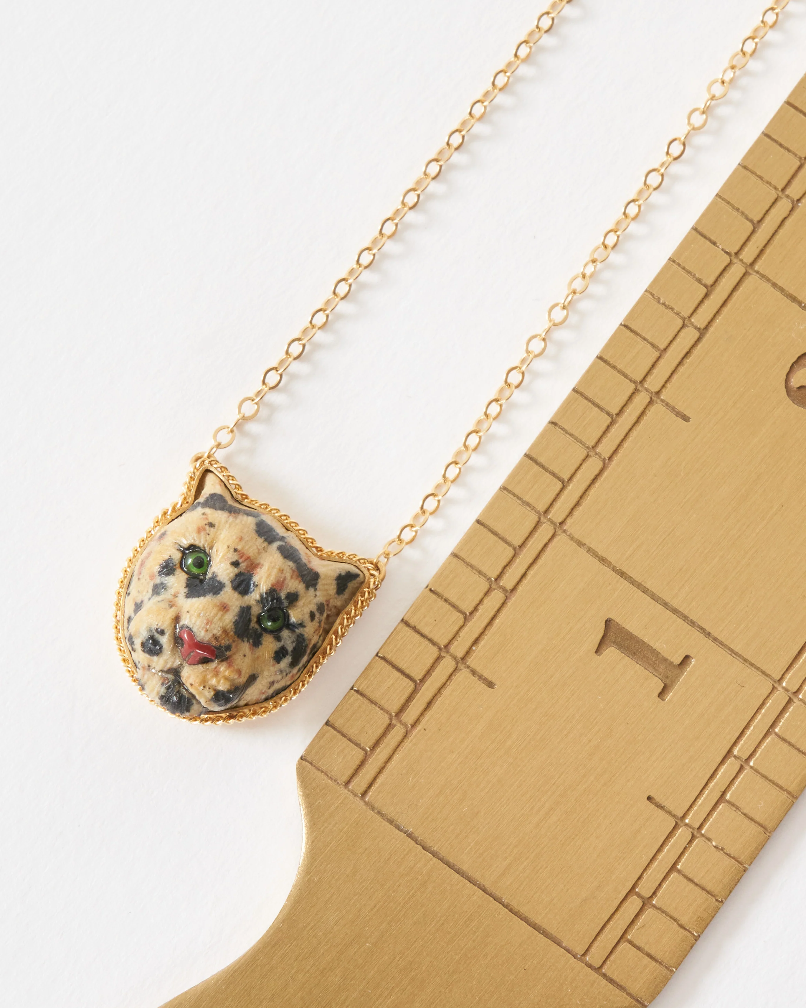 leopard front facing necklace - Image 6