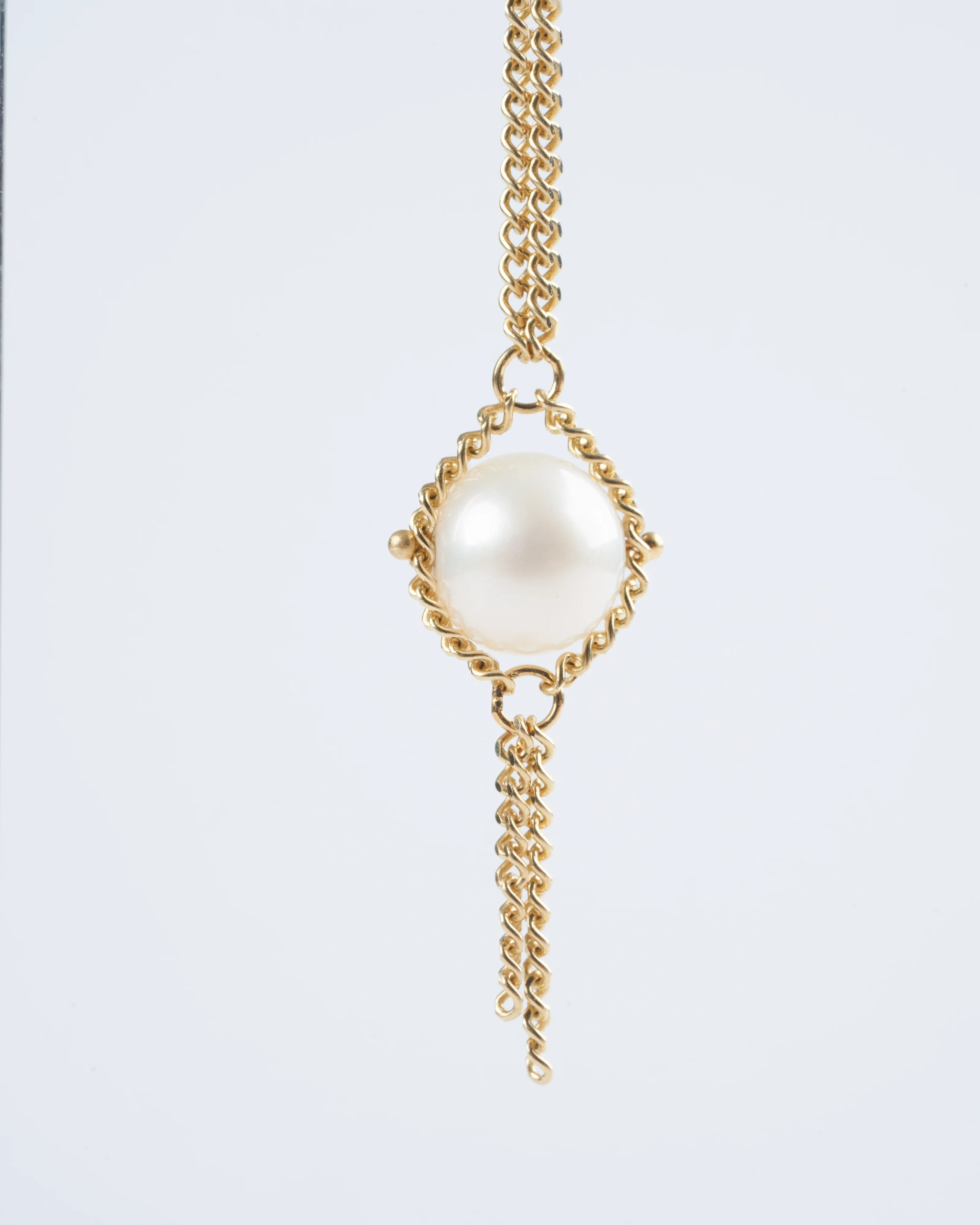 pearl drop earrings - pearl/ gold - Image 3
