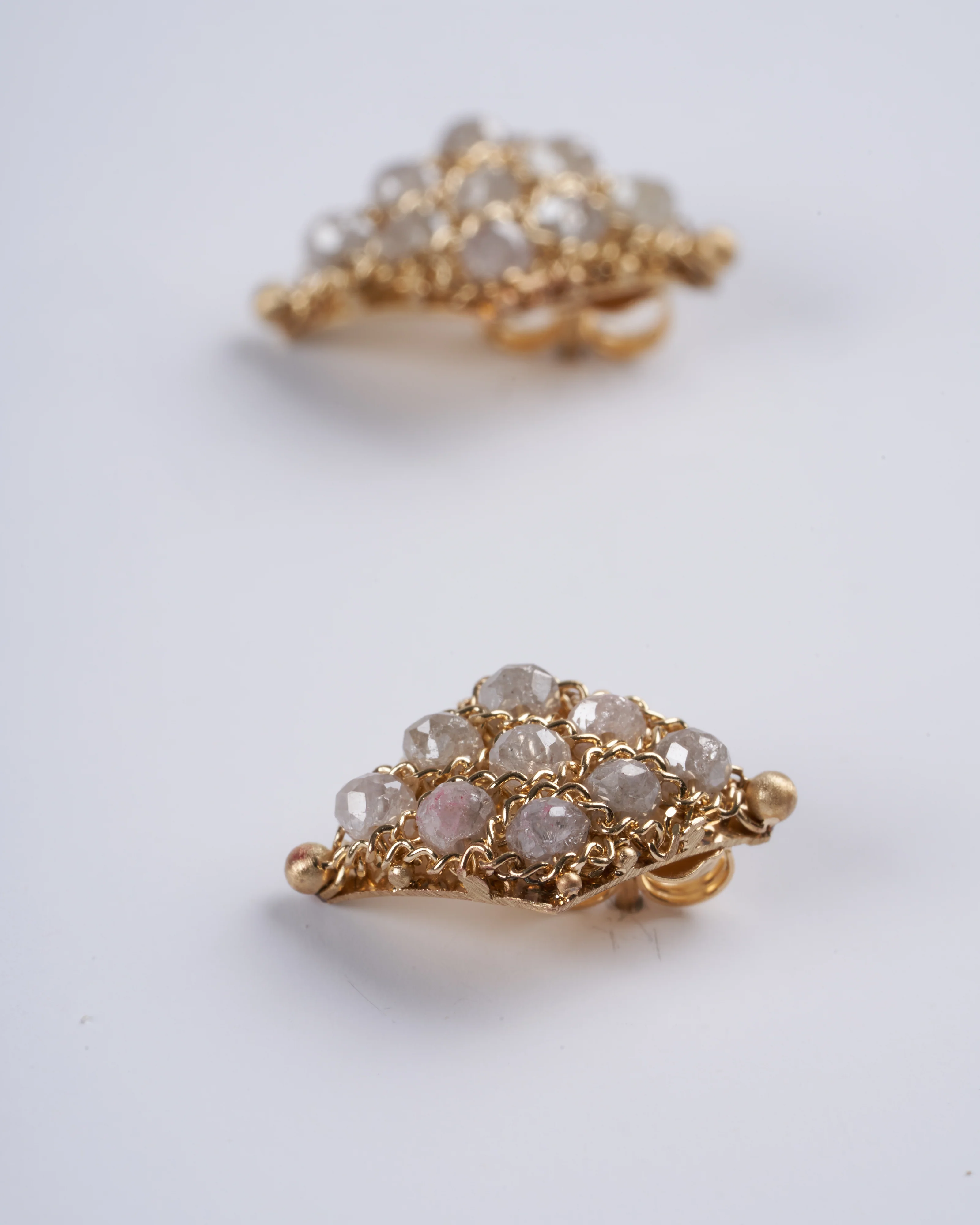 silver diamond woven stud earrings - Image 3