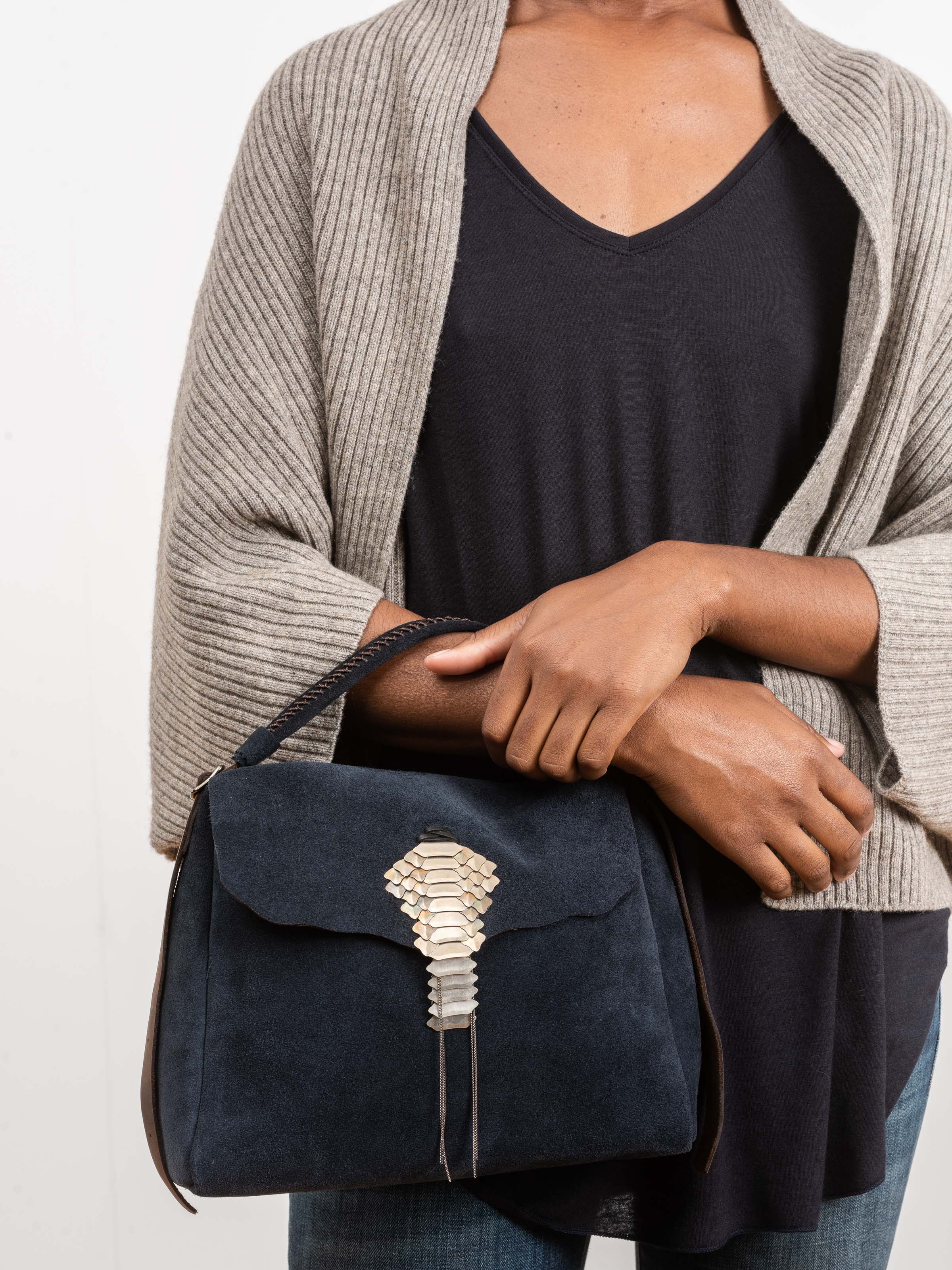 scale satchel - Image 5