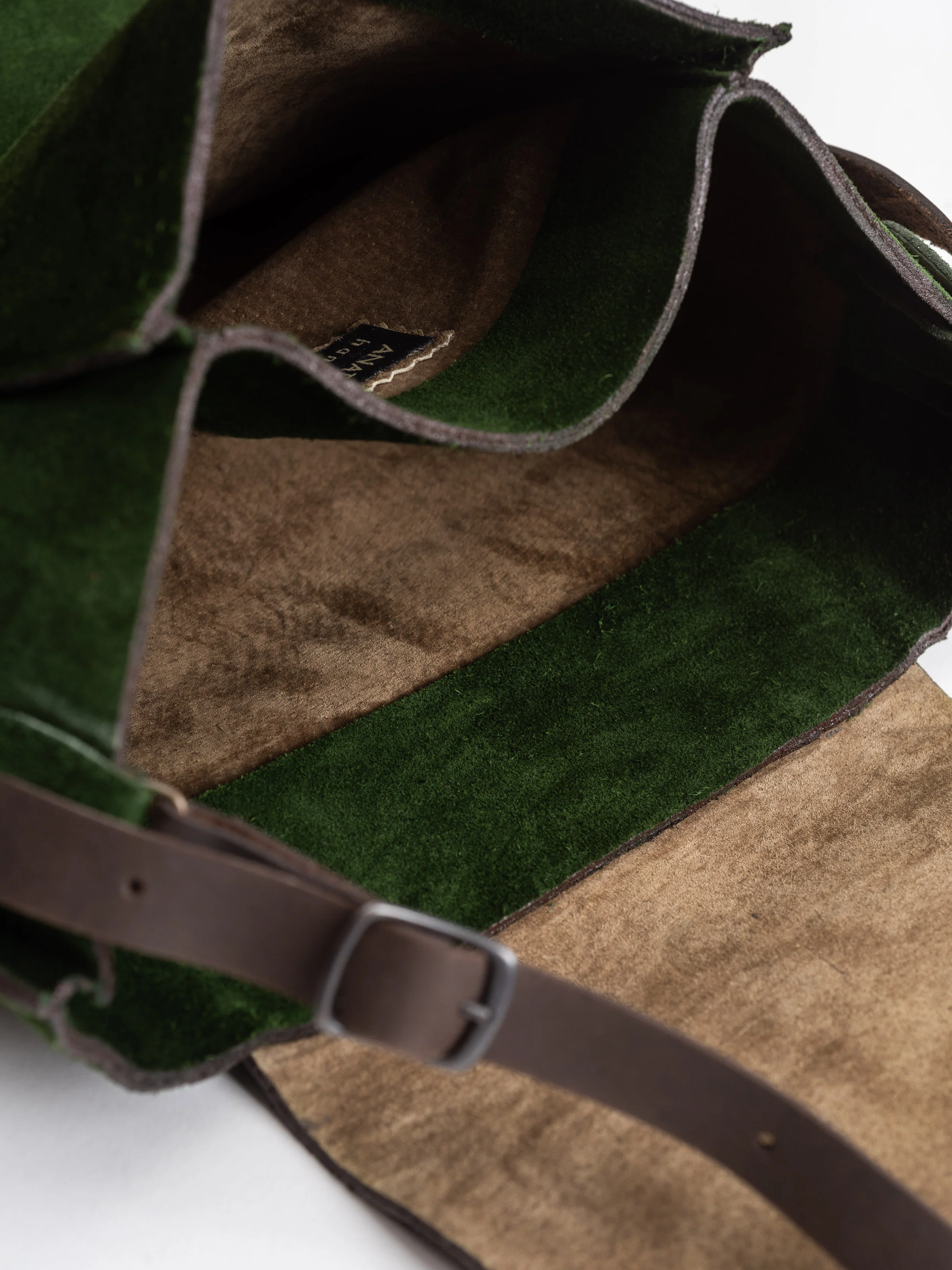 suede messenger - Image 6