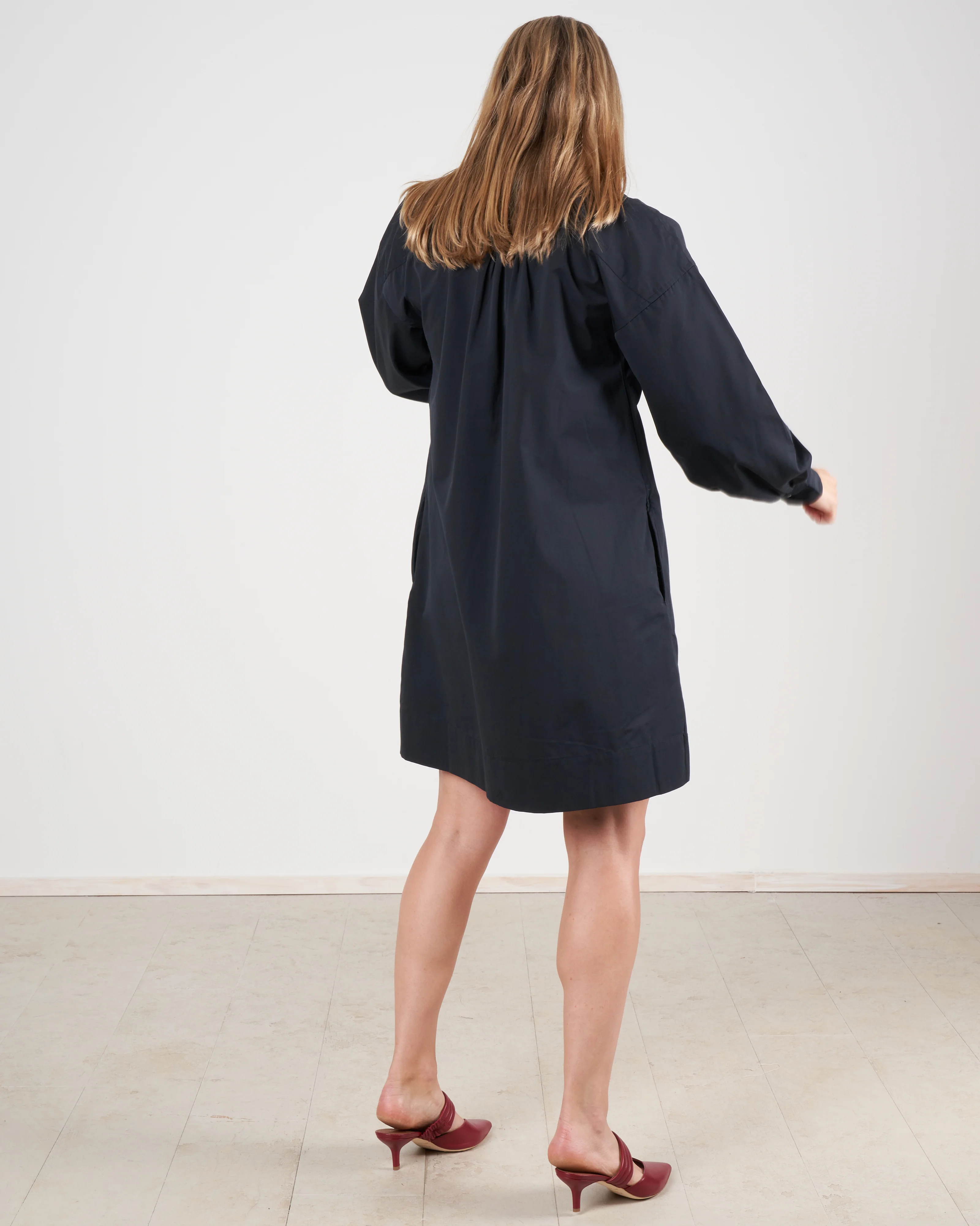 anaya popover dress - black - Image 4