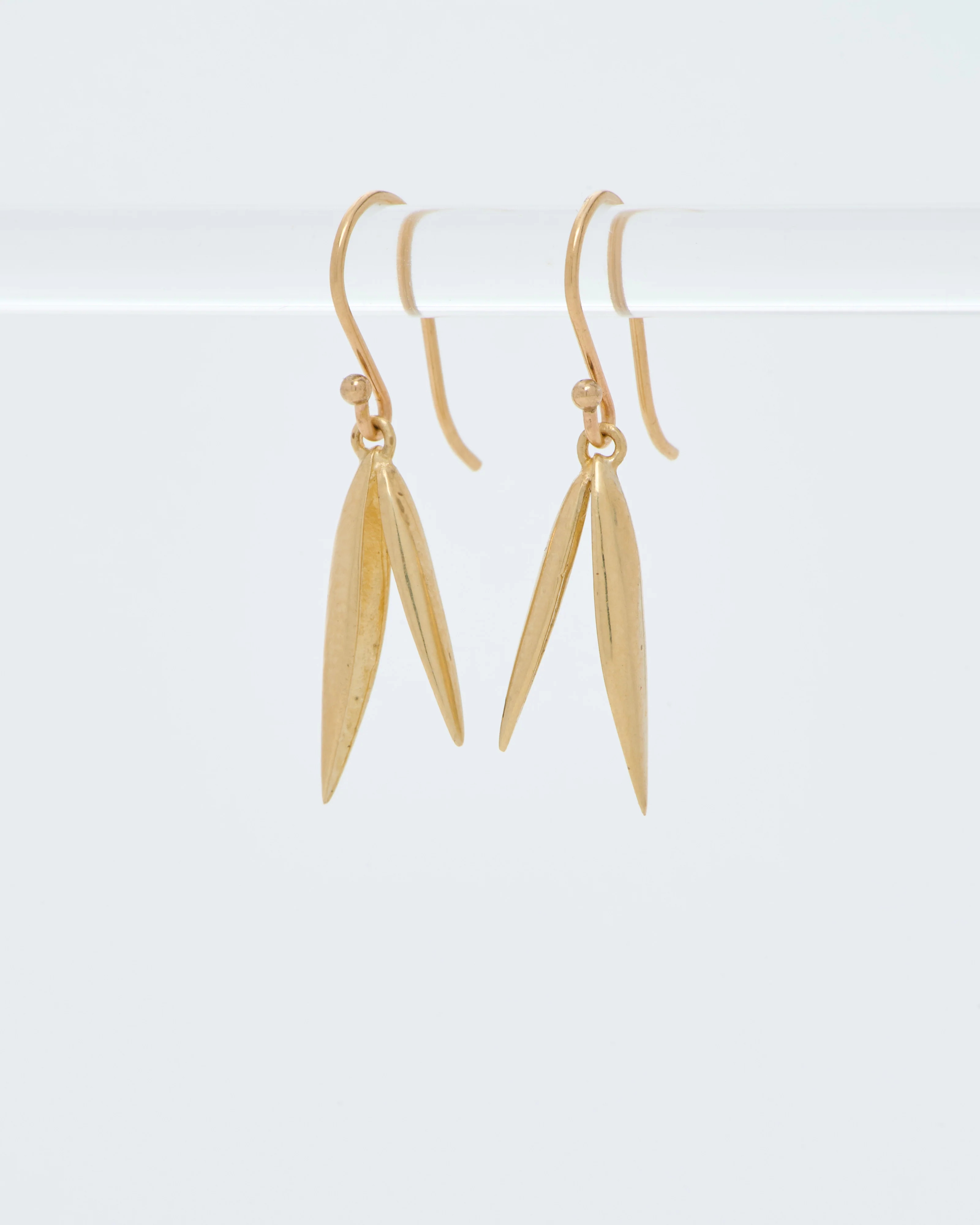 gold oat drop earrings - Image 6
