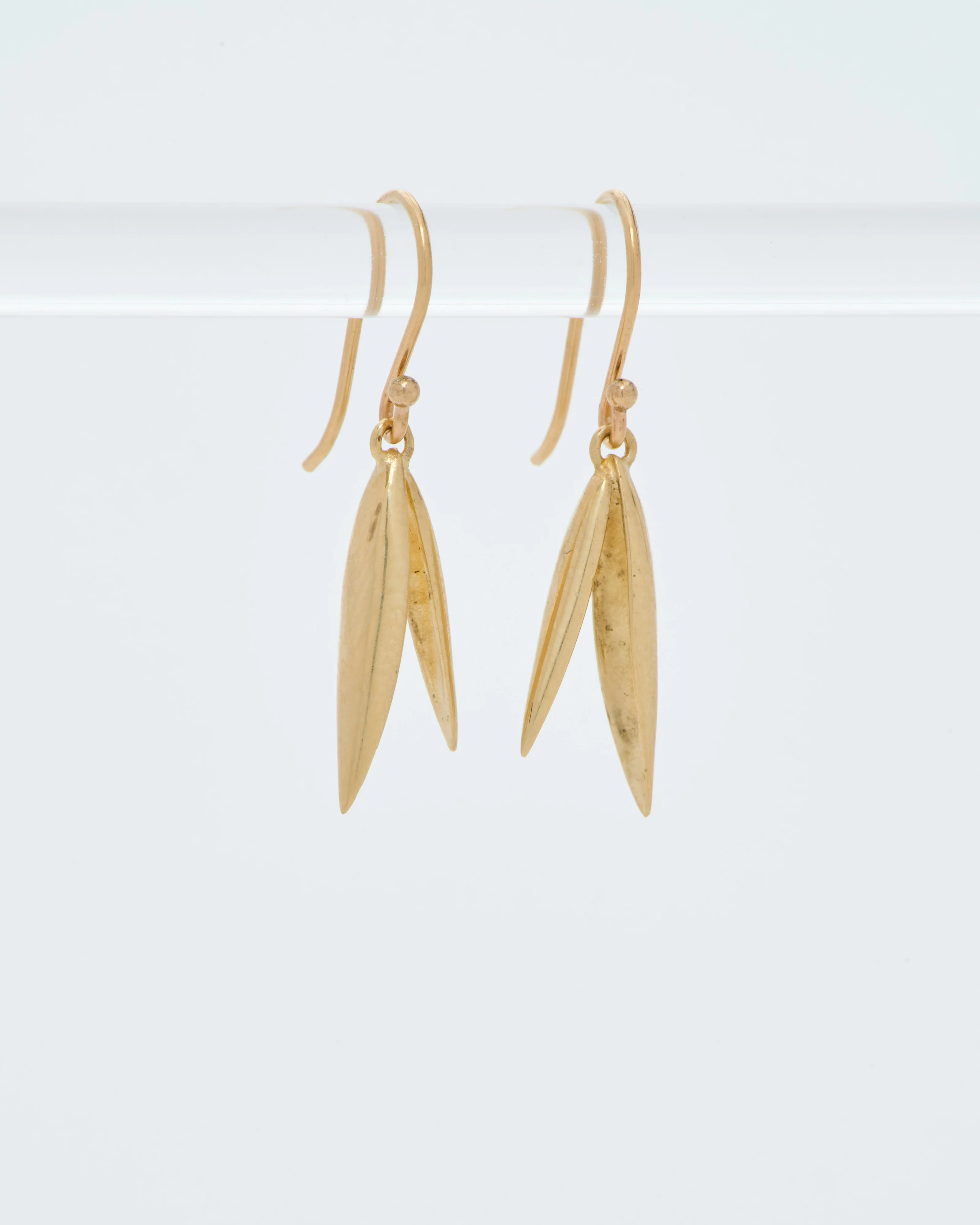 gold oat drop earrings - Image 7