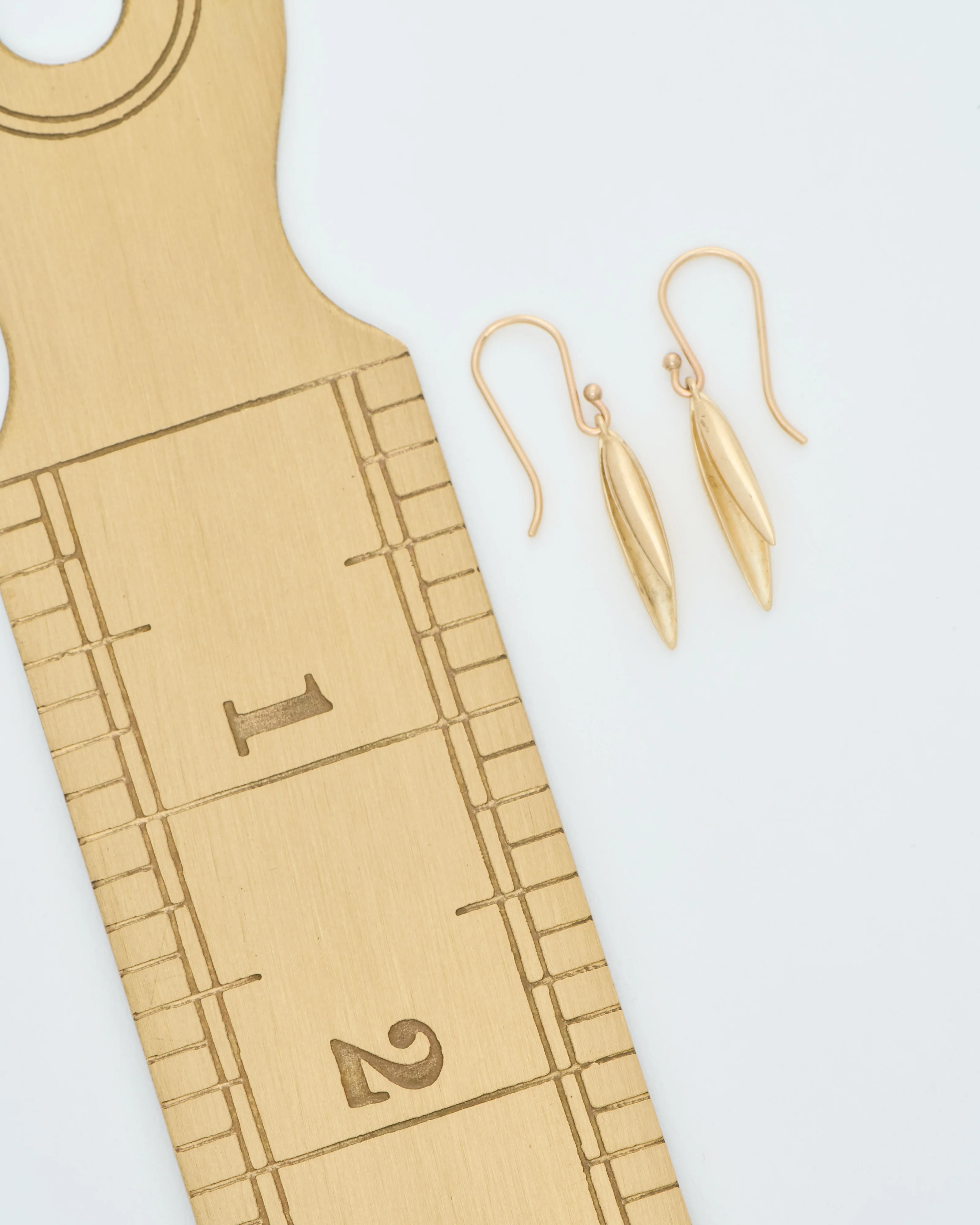 gold oat drop earrings - Image 8