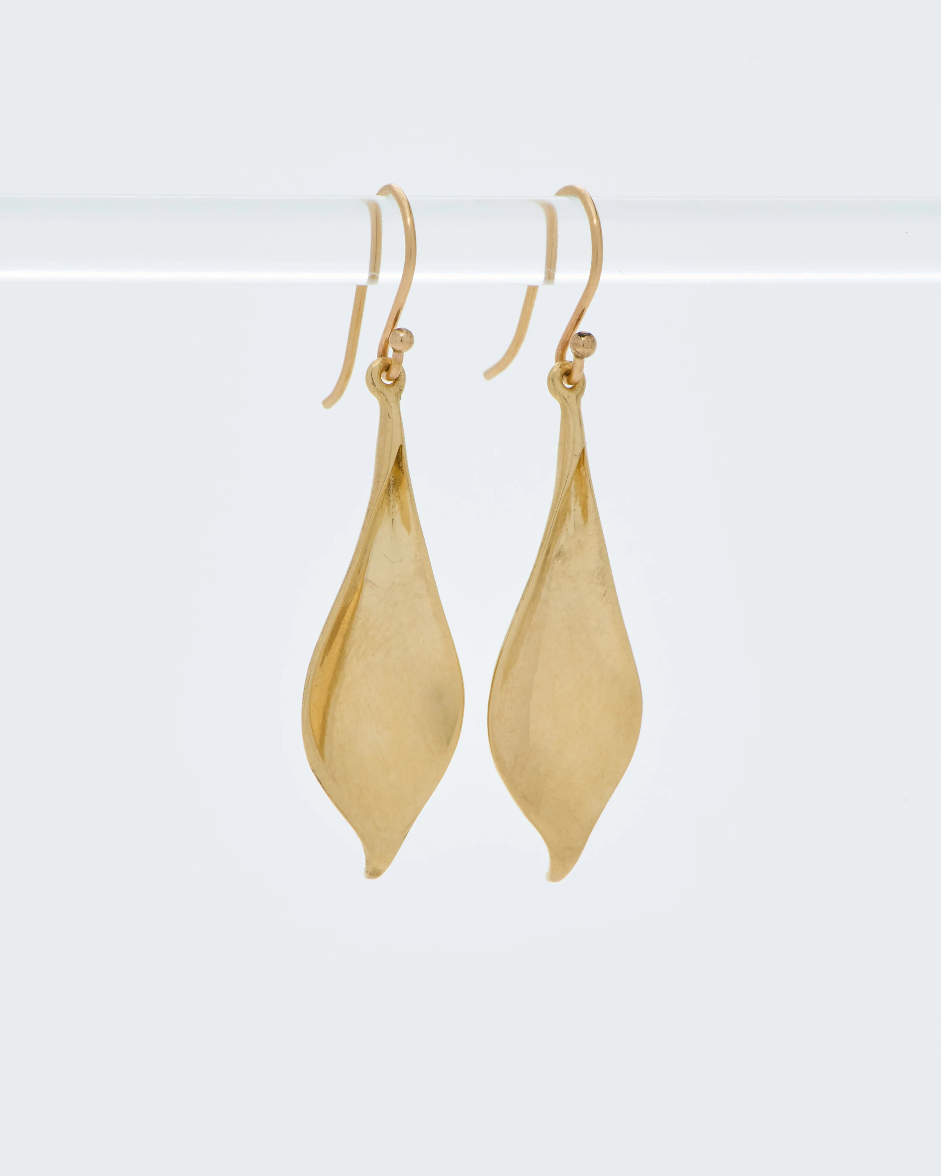 gold small crocus petal earrings - Image 7