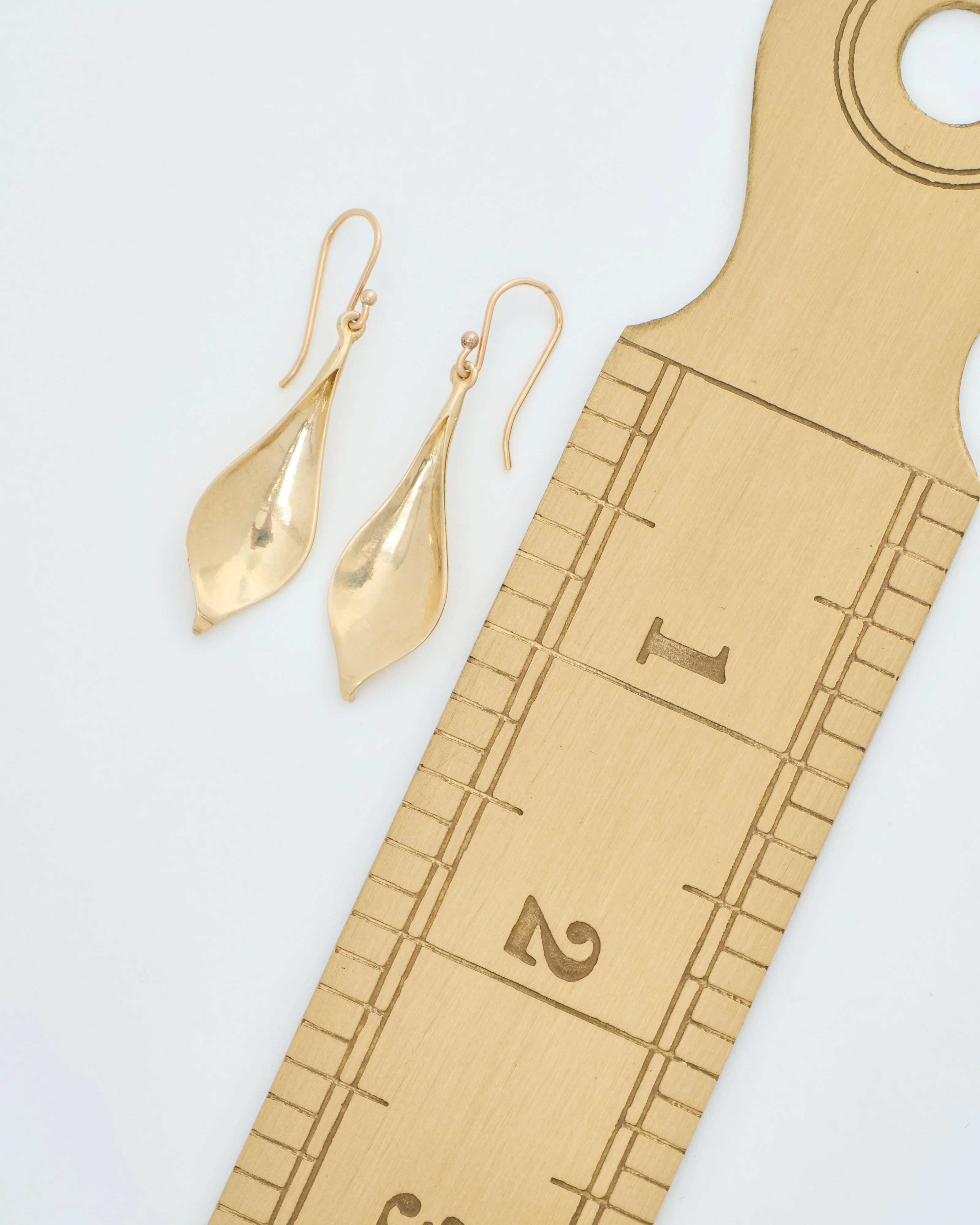 gold small crocus petal earrings - Image 8