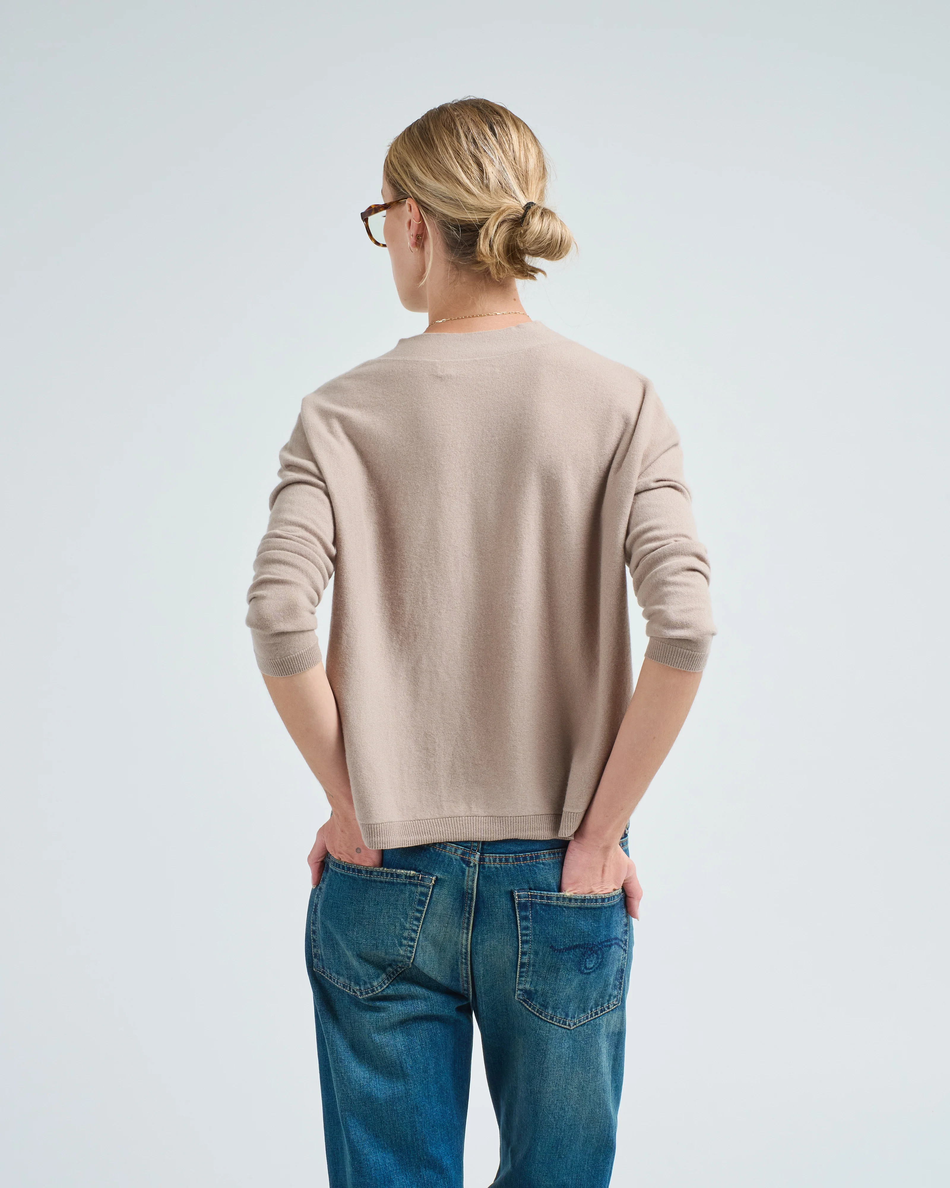 bailey v-neck sweater - Image 4