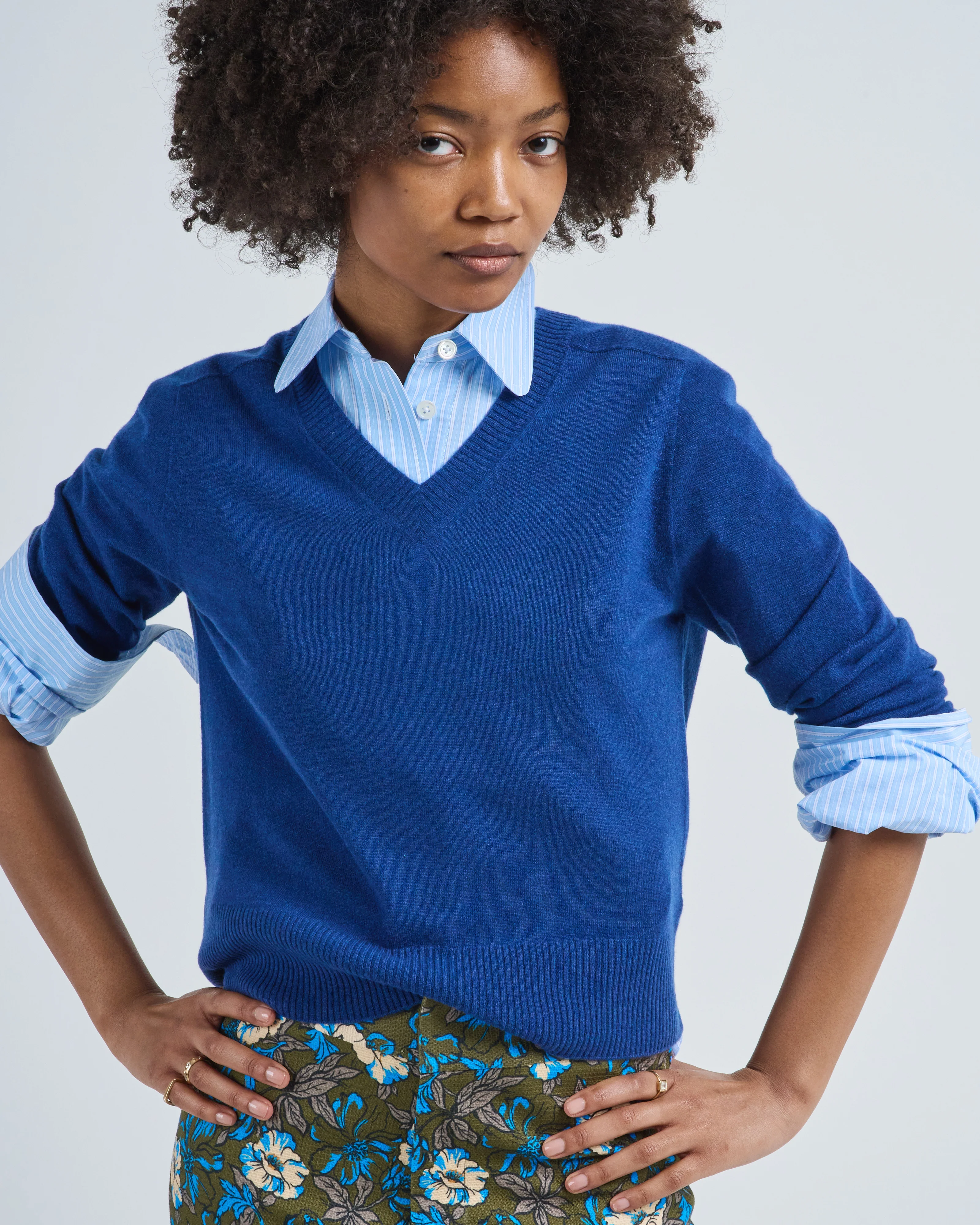 holyhead l/s vneck sweater - Image 2