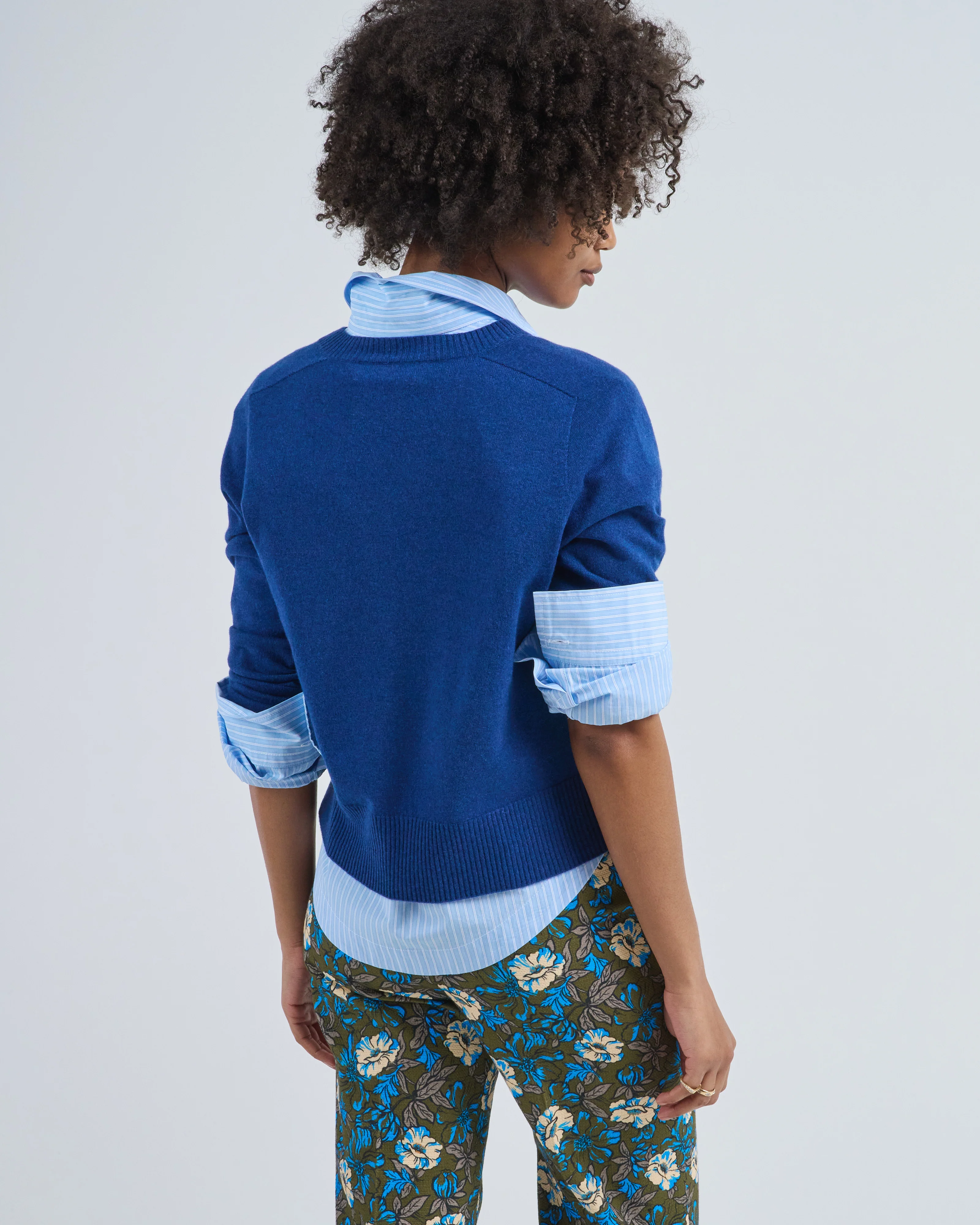 holyhead l/s vneck sweater - Image 5