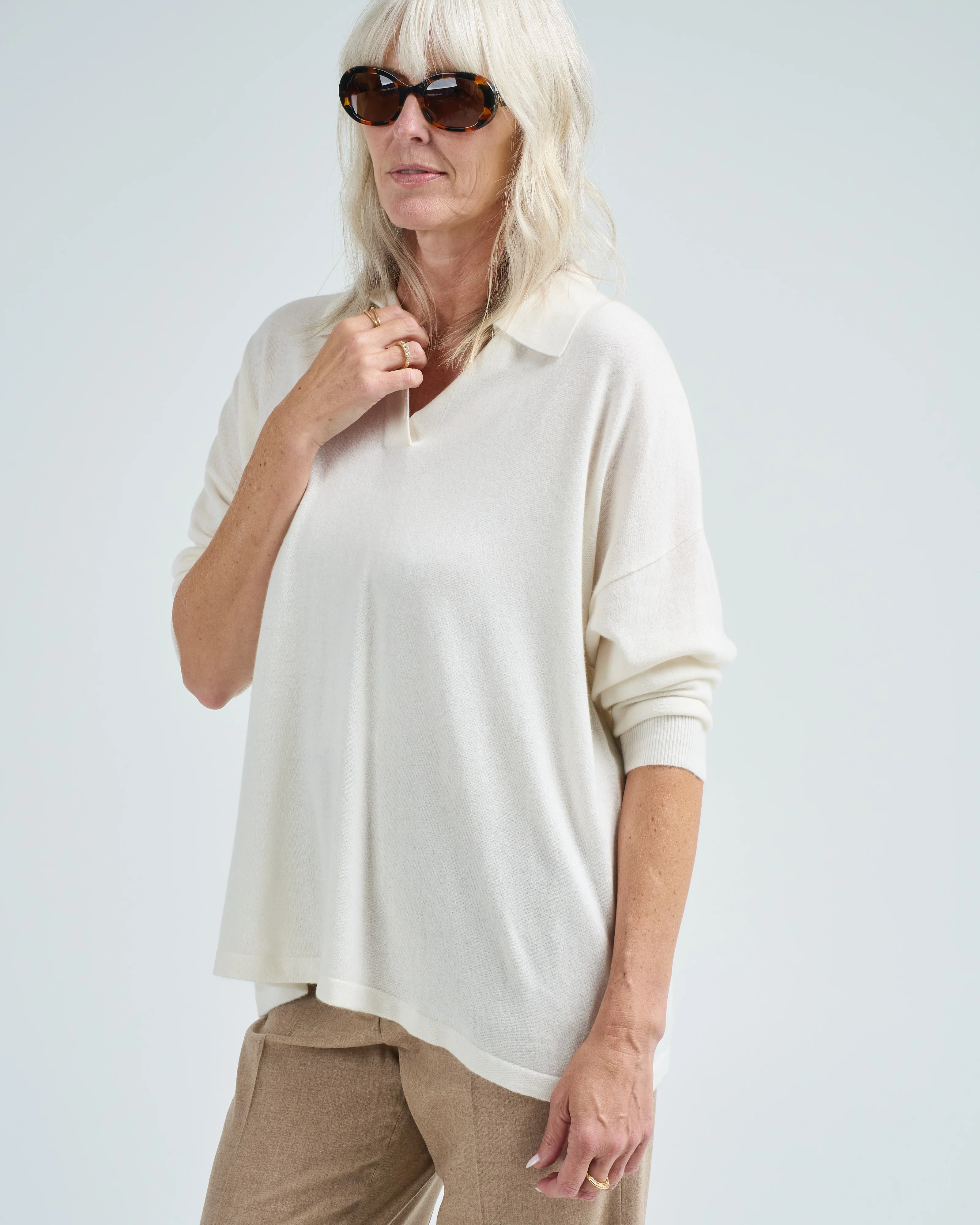 victoria plain oversized sweater - Image 5