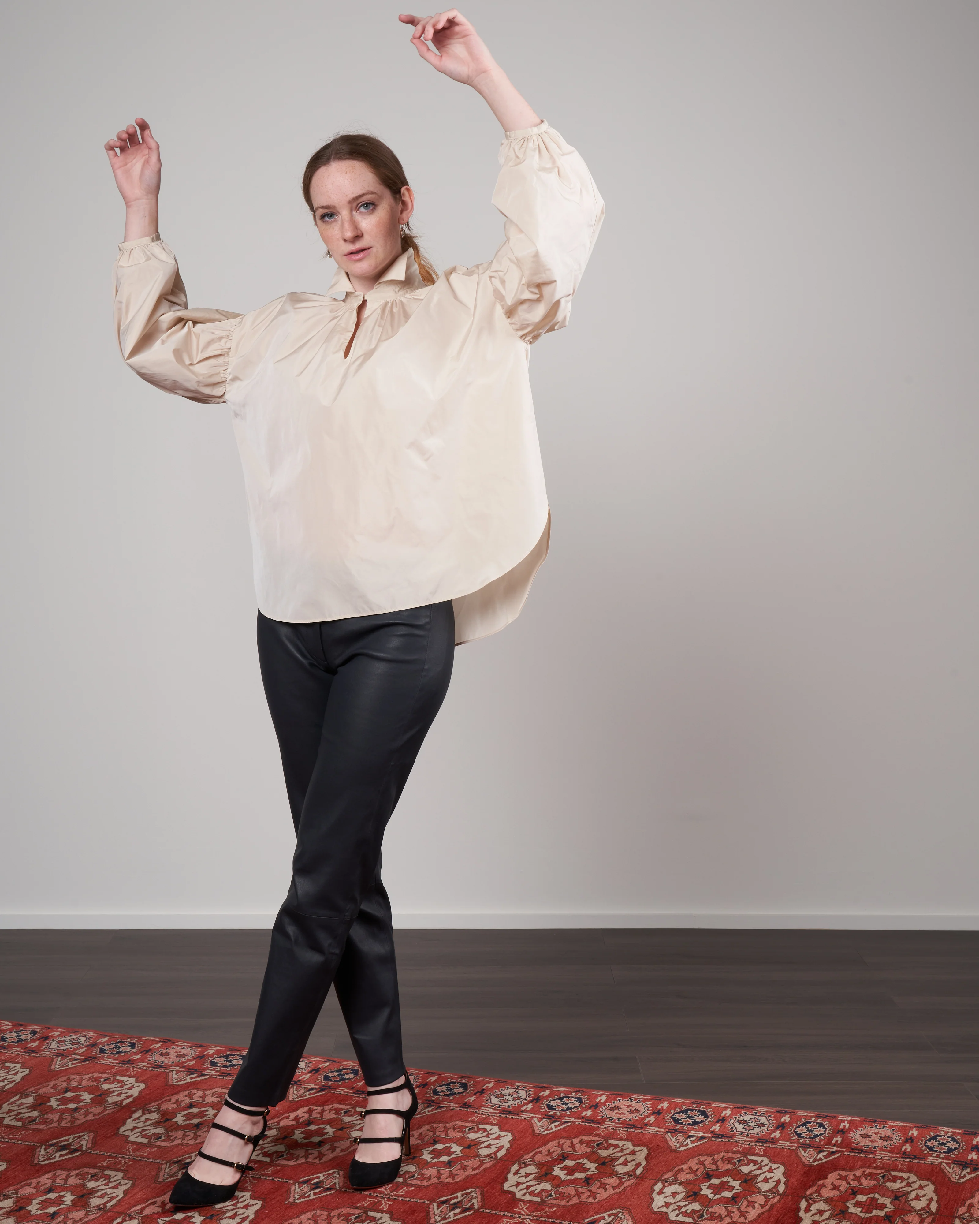 leather trouser - night - Image 2