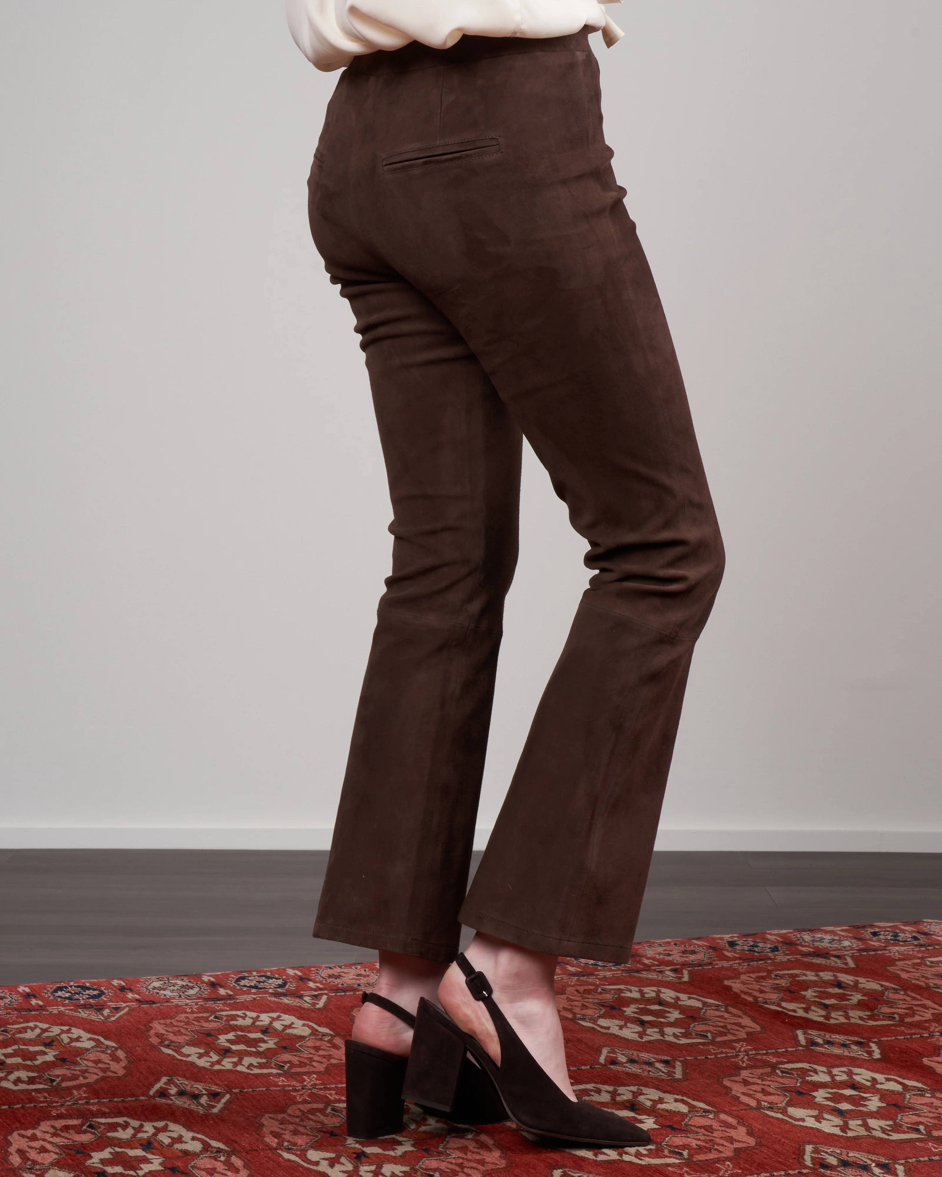 suede kick flare legging - morro - Image 3