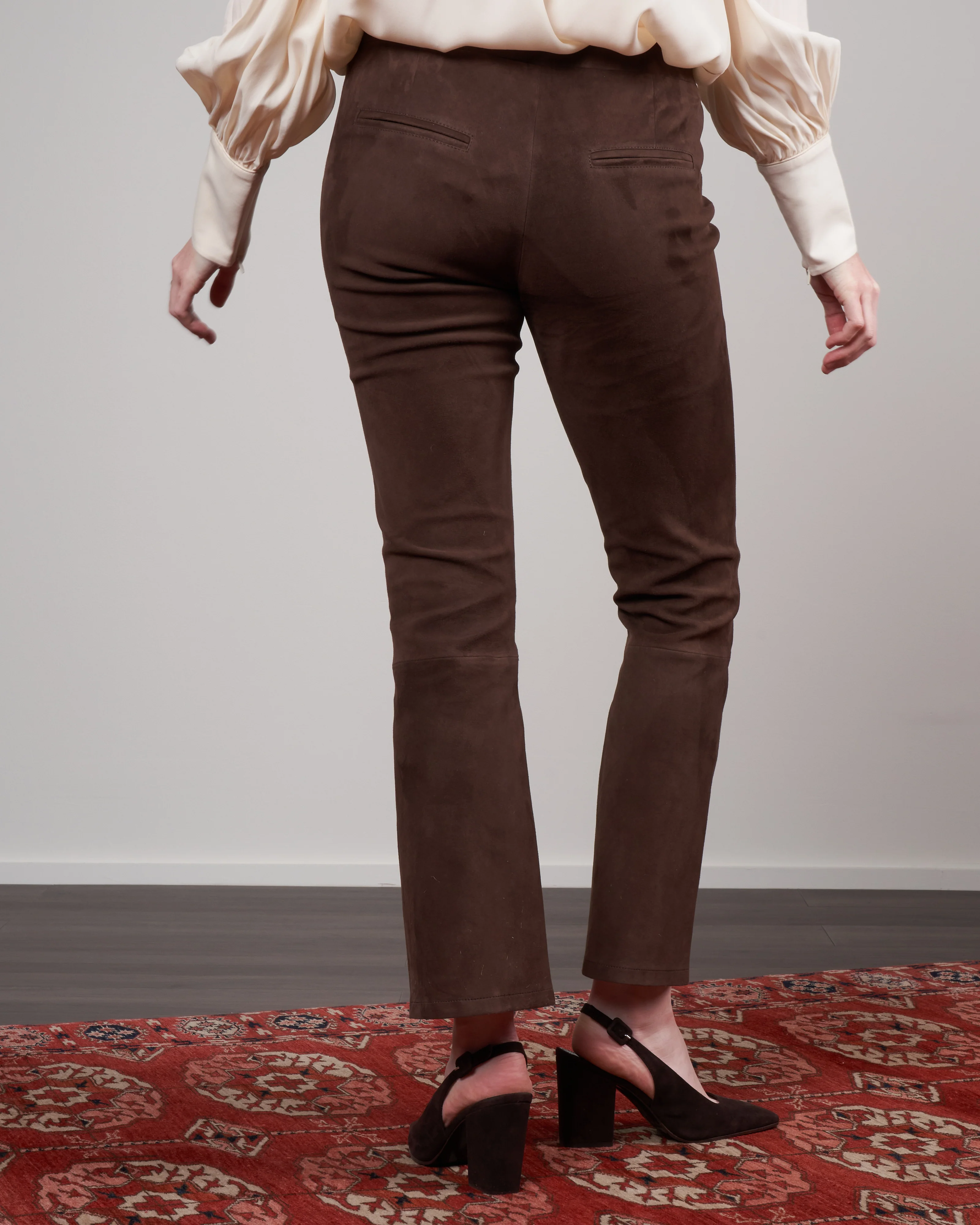 suede kick flare legging - morro - Image 4