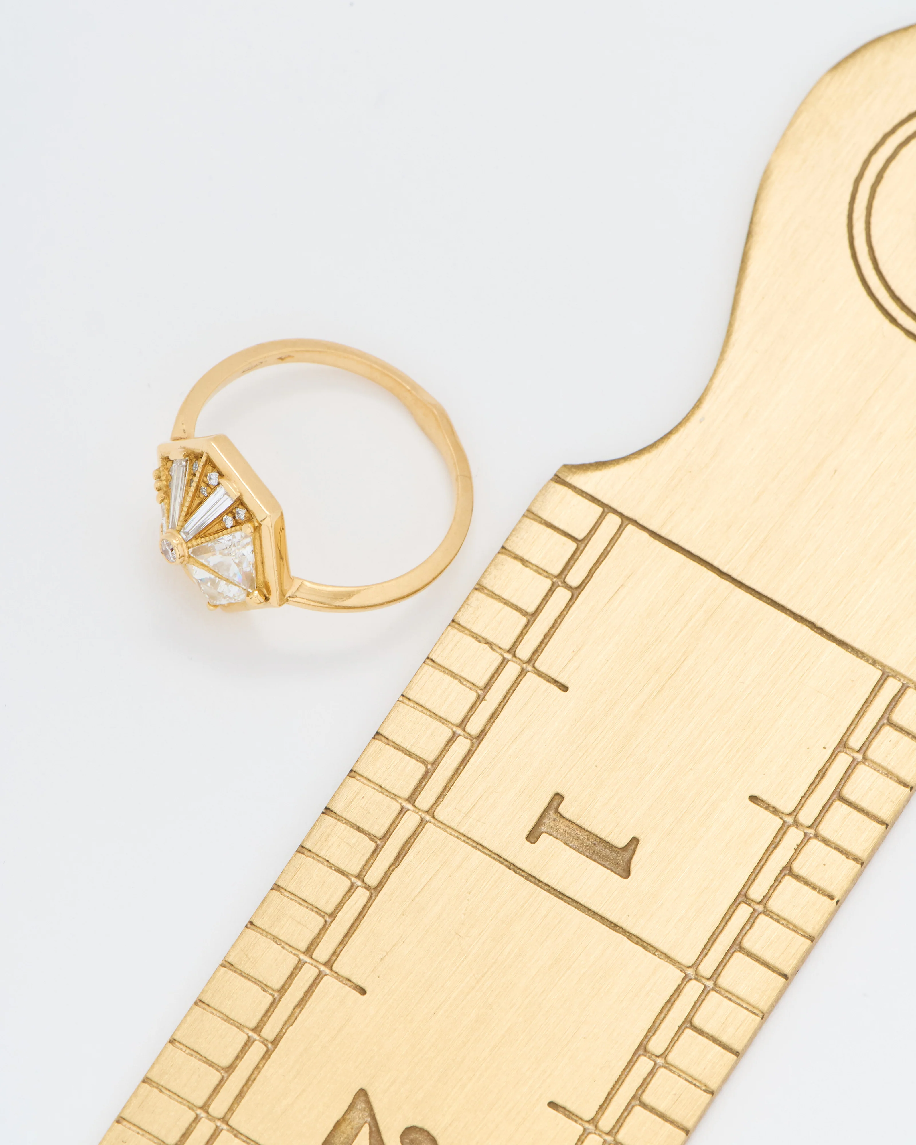 hexagon ring - gold - Image 8