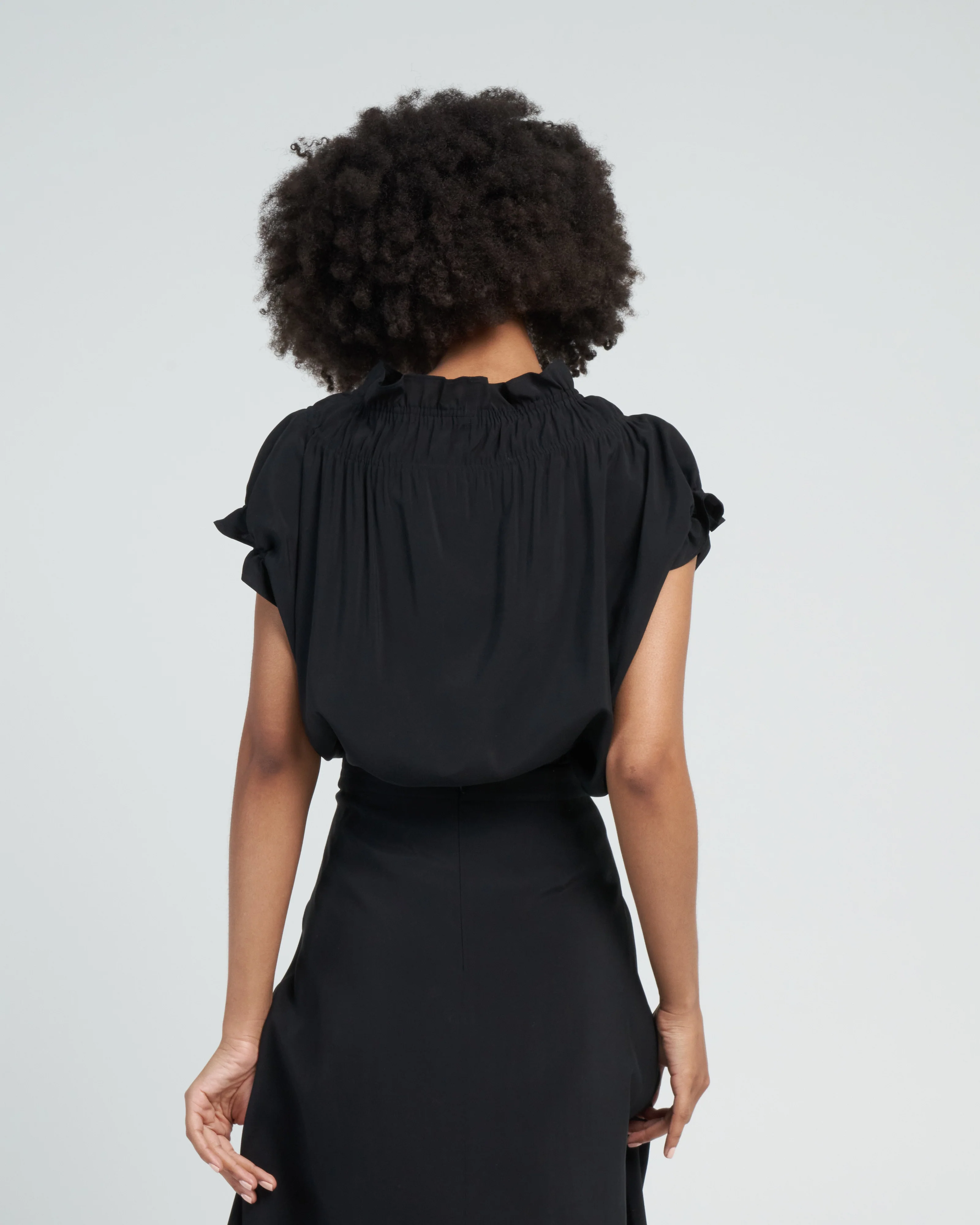 memoir 1 ruched cap sleeve - black - Image 4