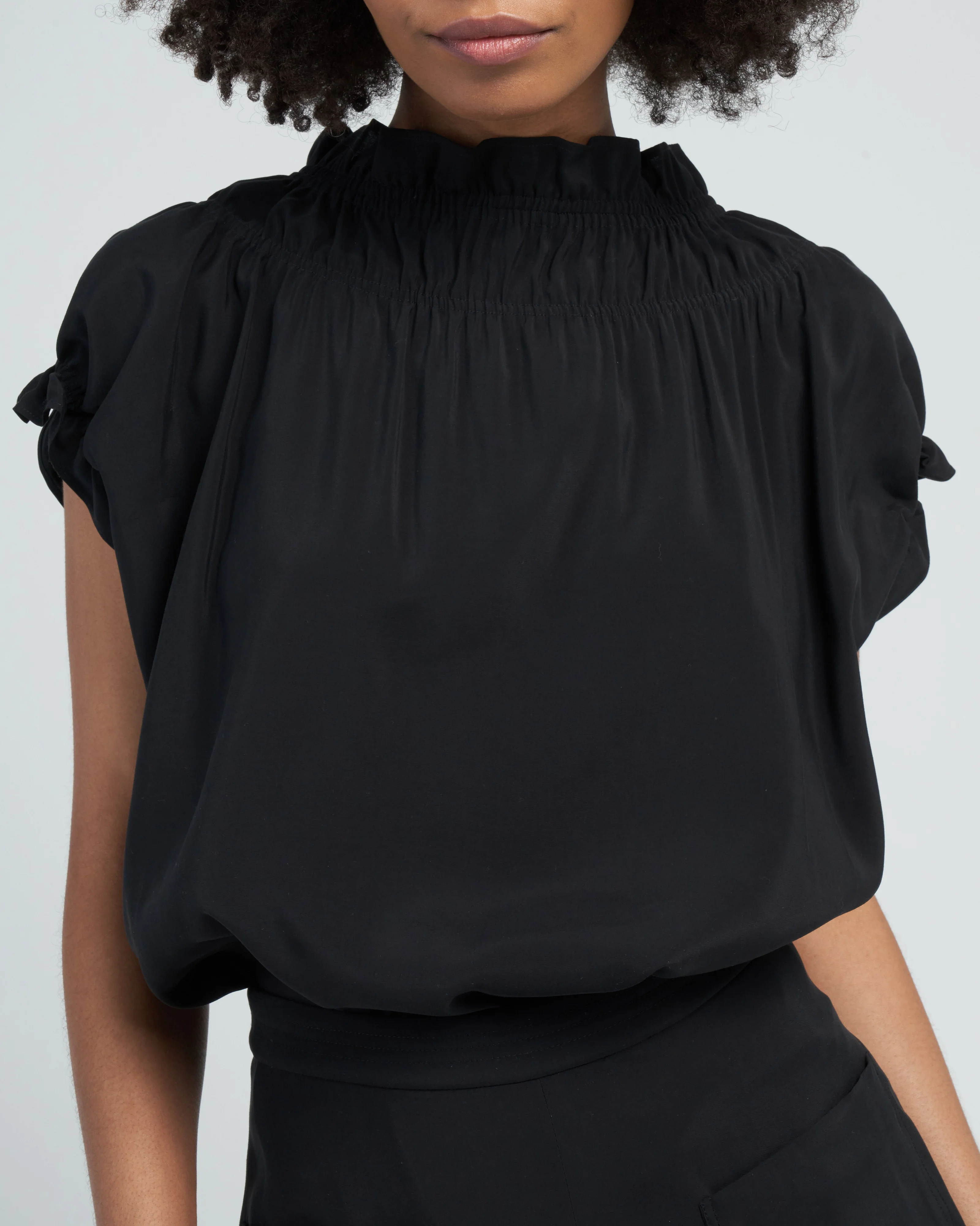 memoir 1 ruched cap sleeve - black - Image 5