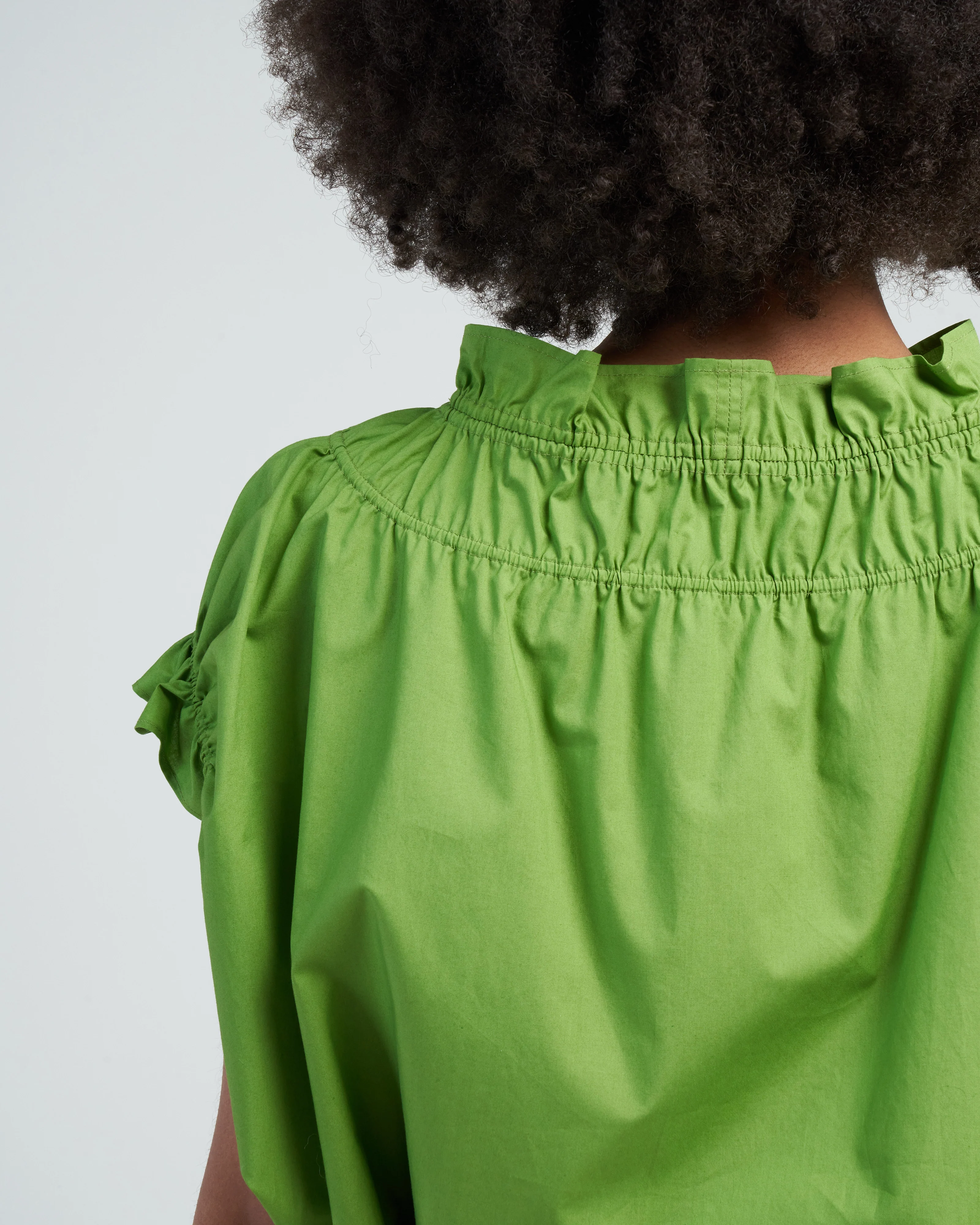 memoir 1 ruched cap sleeve - praire green - Image 4