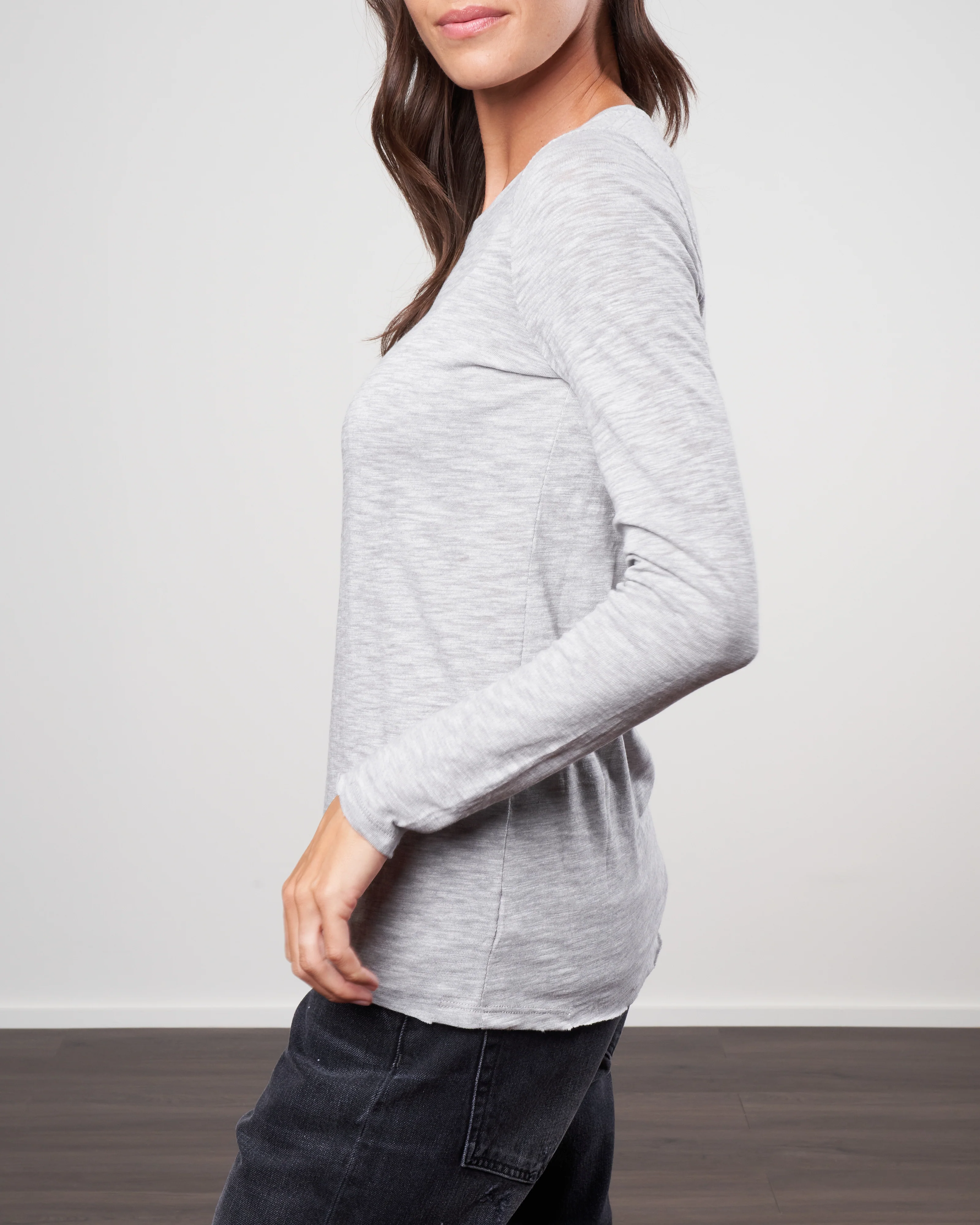 slub jersey l/s destroyed crewneck - heather grey - Image 3