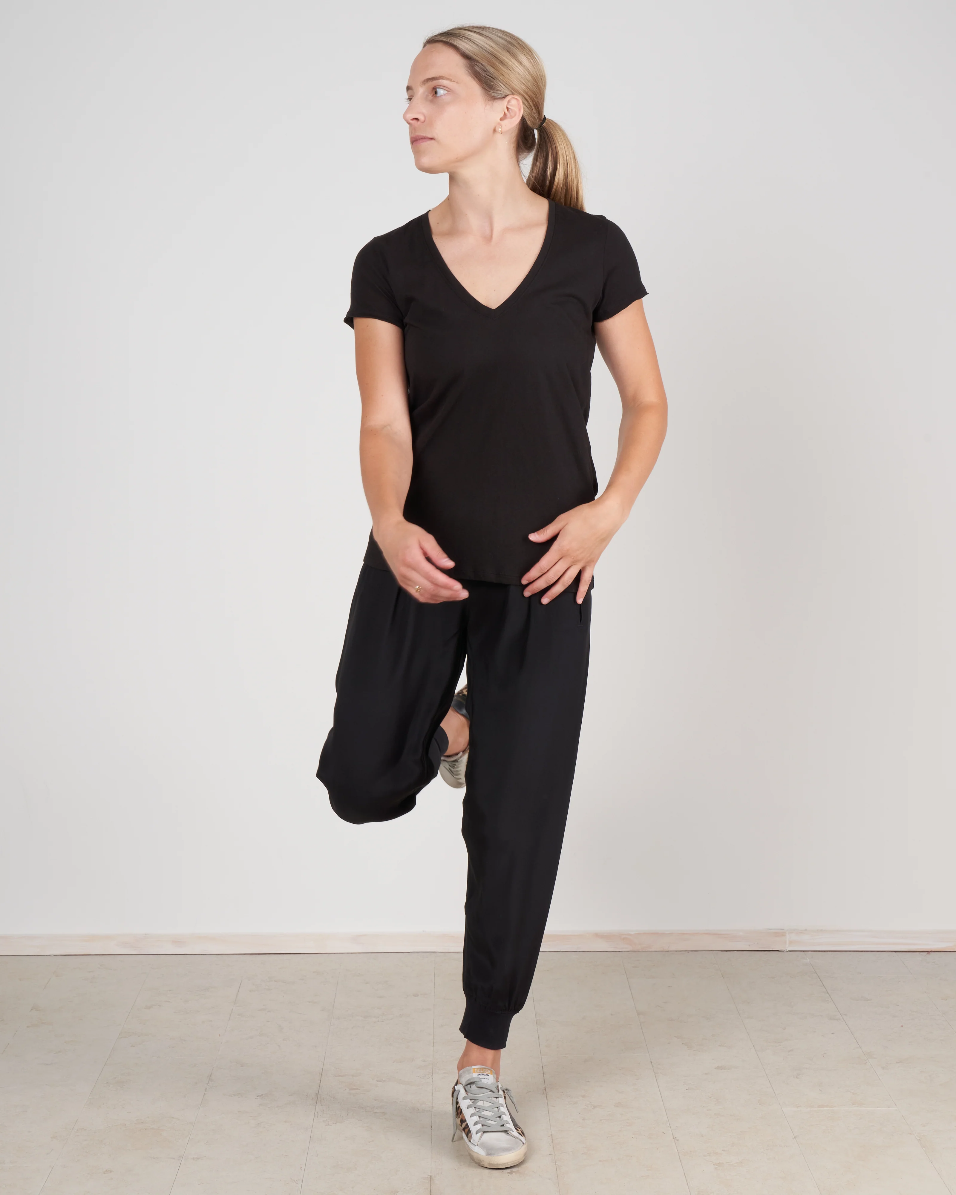 vintage jersey v neck tee - black - Image 2