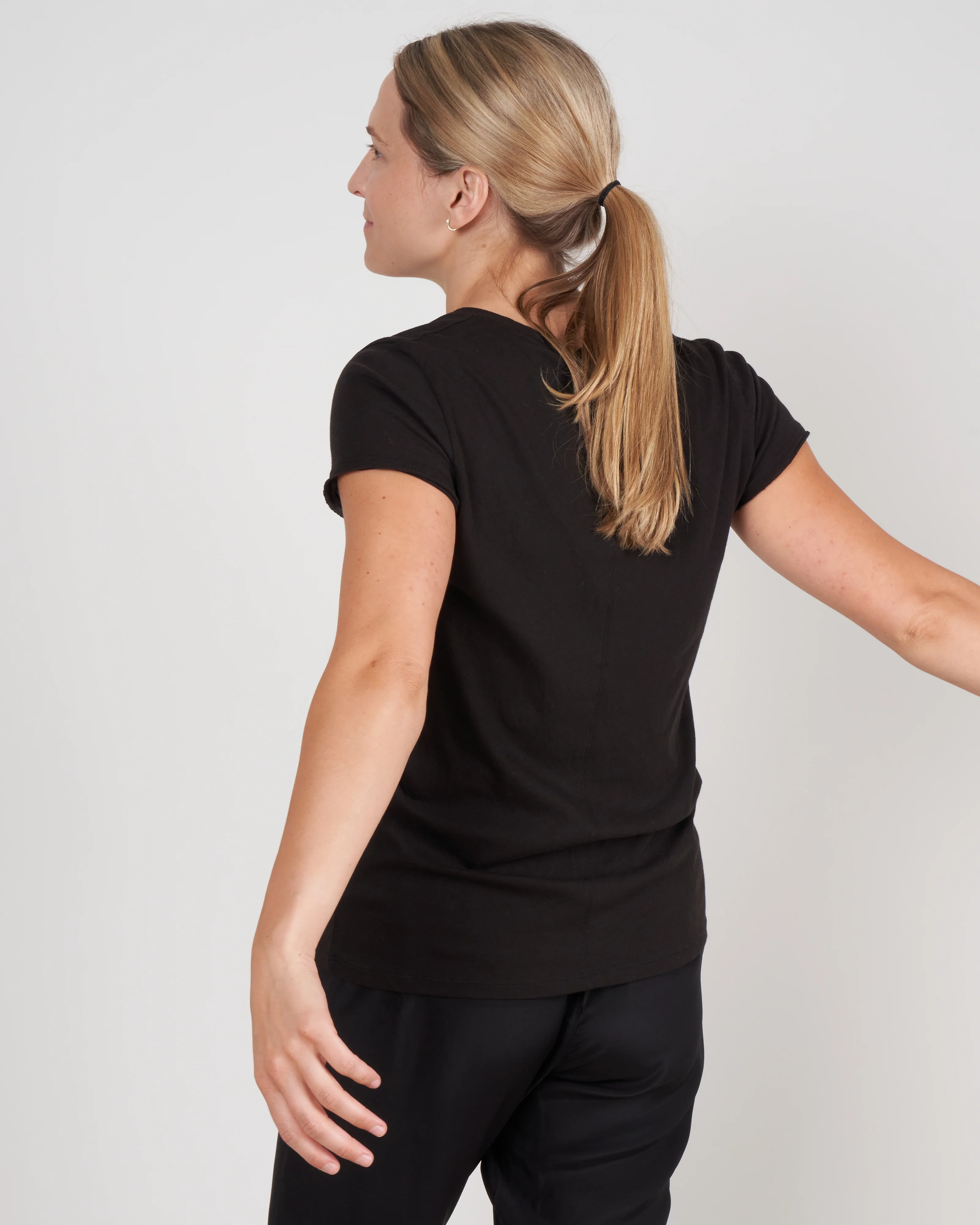 vintage jersey v neck tee - black - Image 4