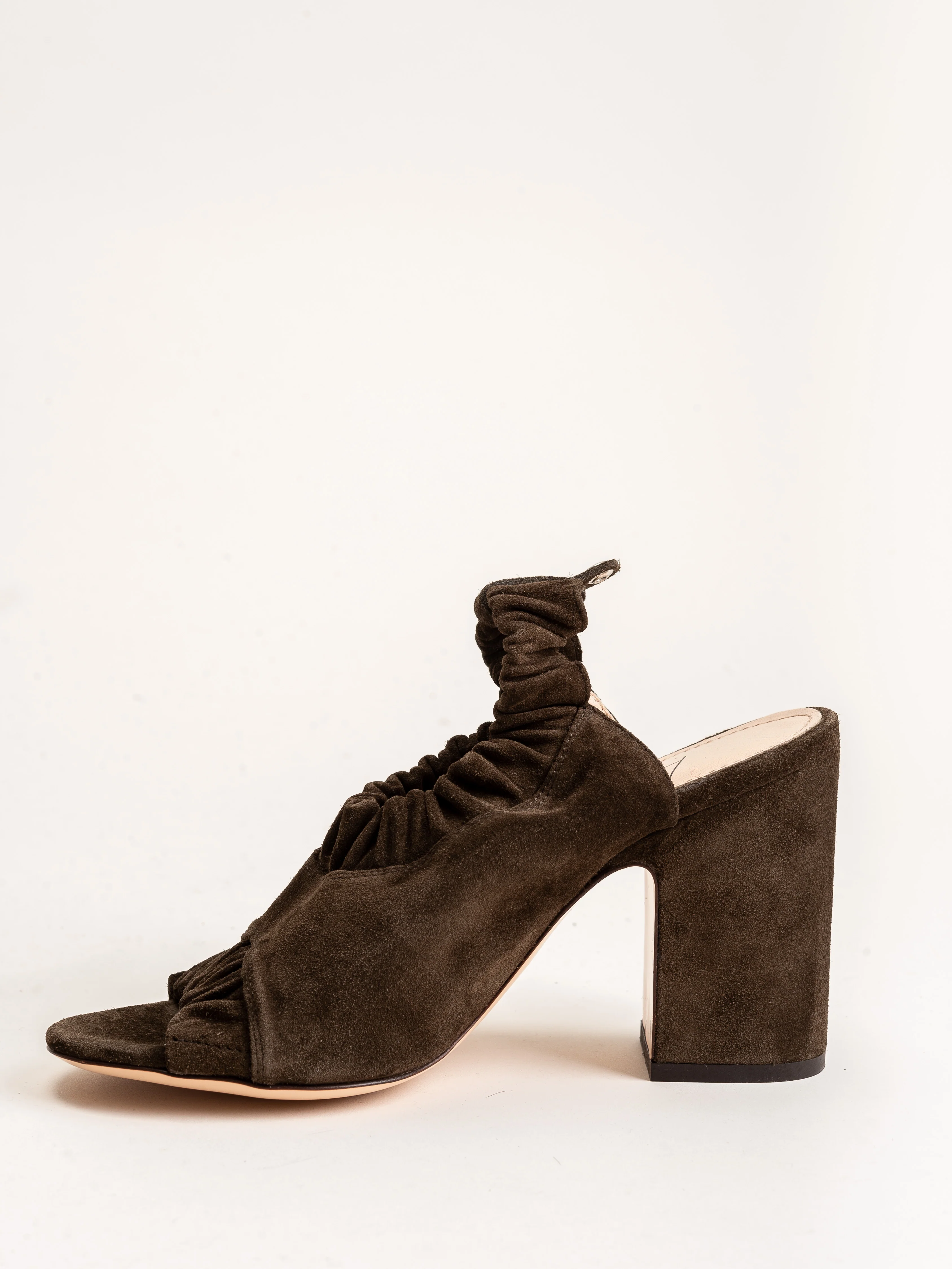 suede heel with elastic - Image 2