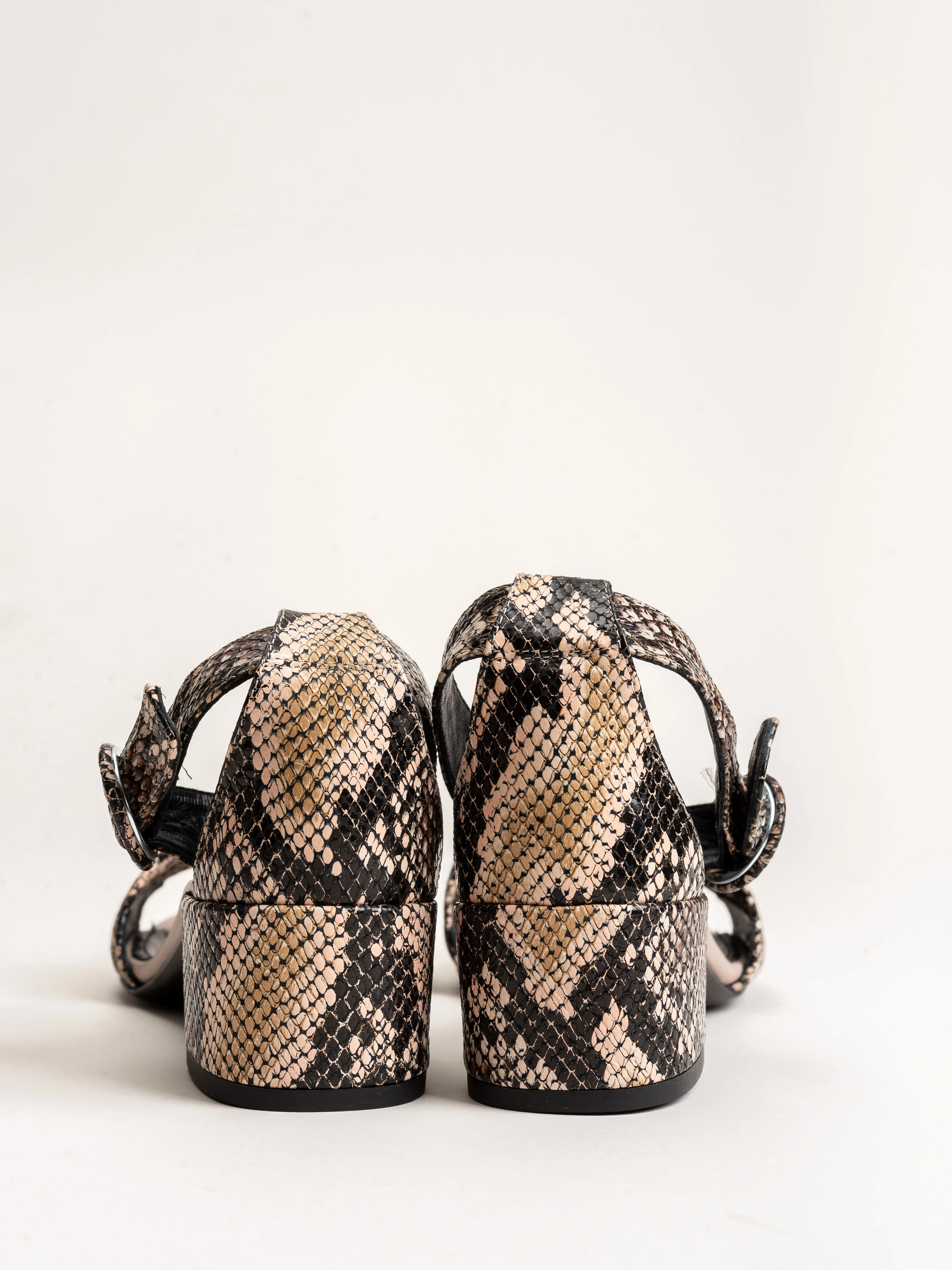 sandal with ankle strap - Image 5