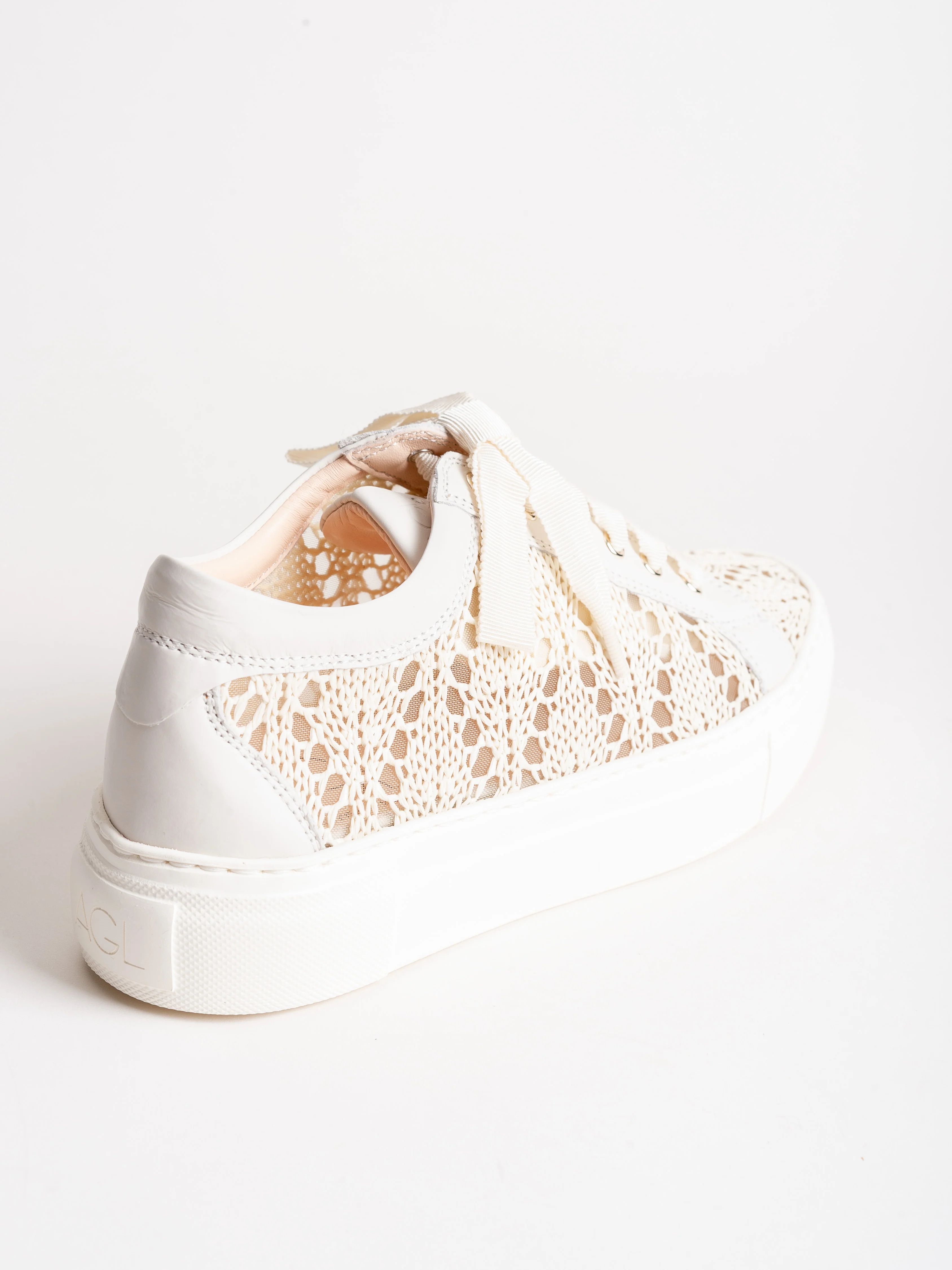 lace sneaker - off white - Image 3