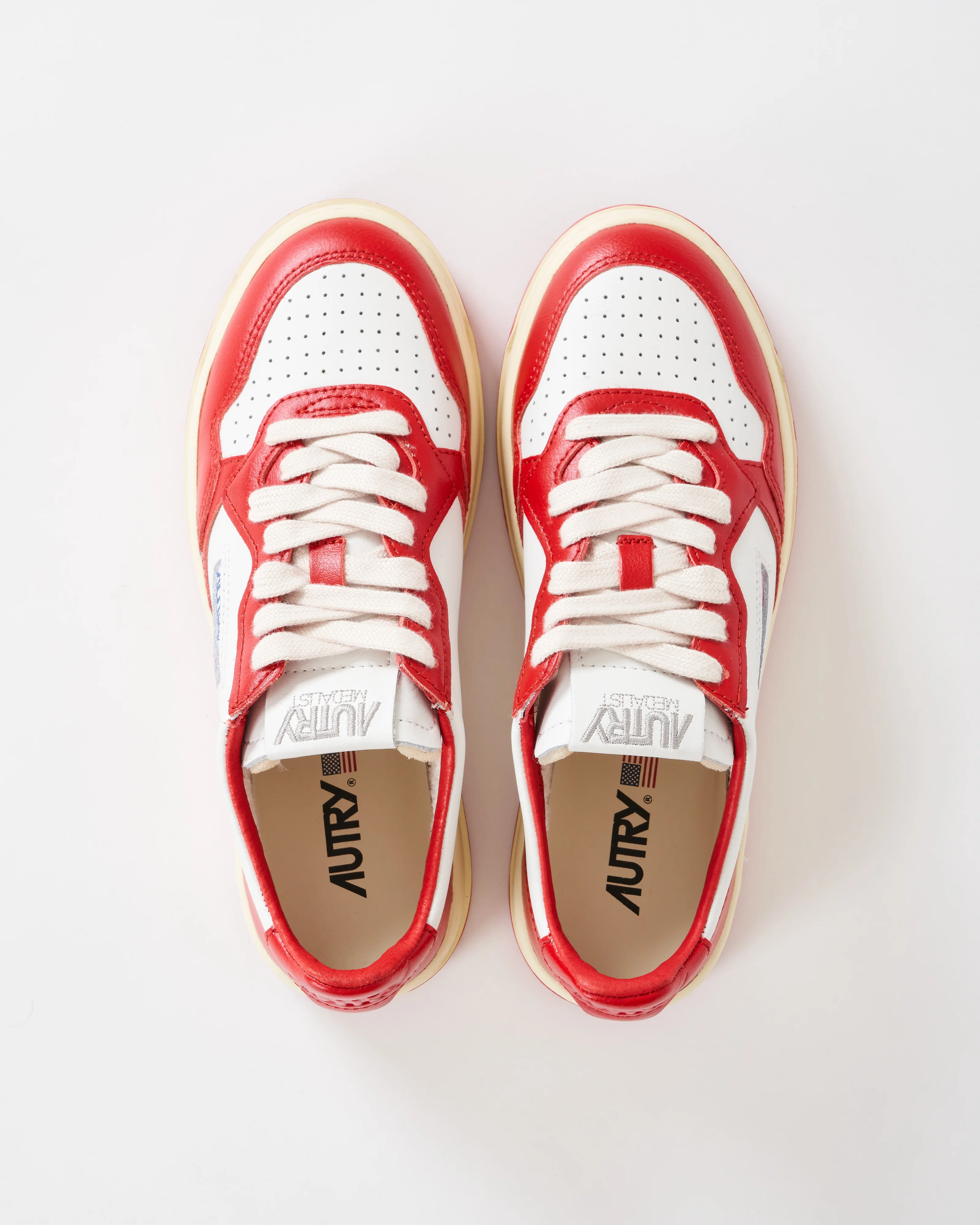medalist low sneaker - Image 3