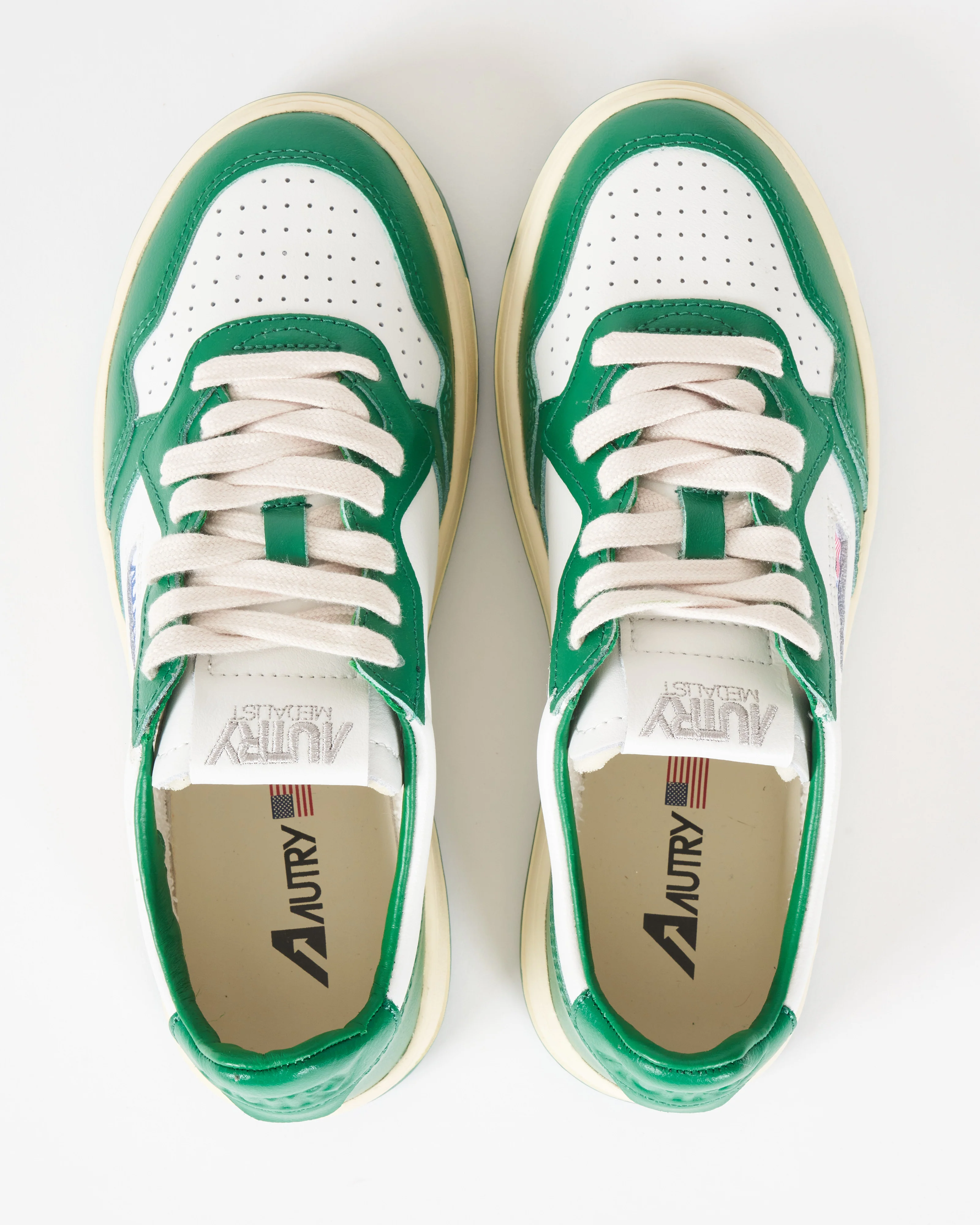 medalist low wb03 sneaker - Image 3