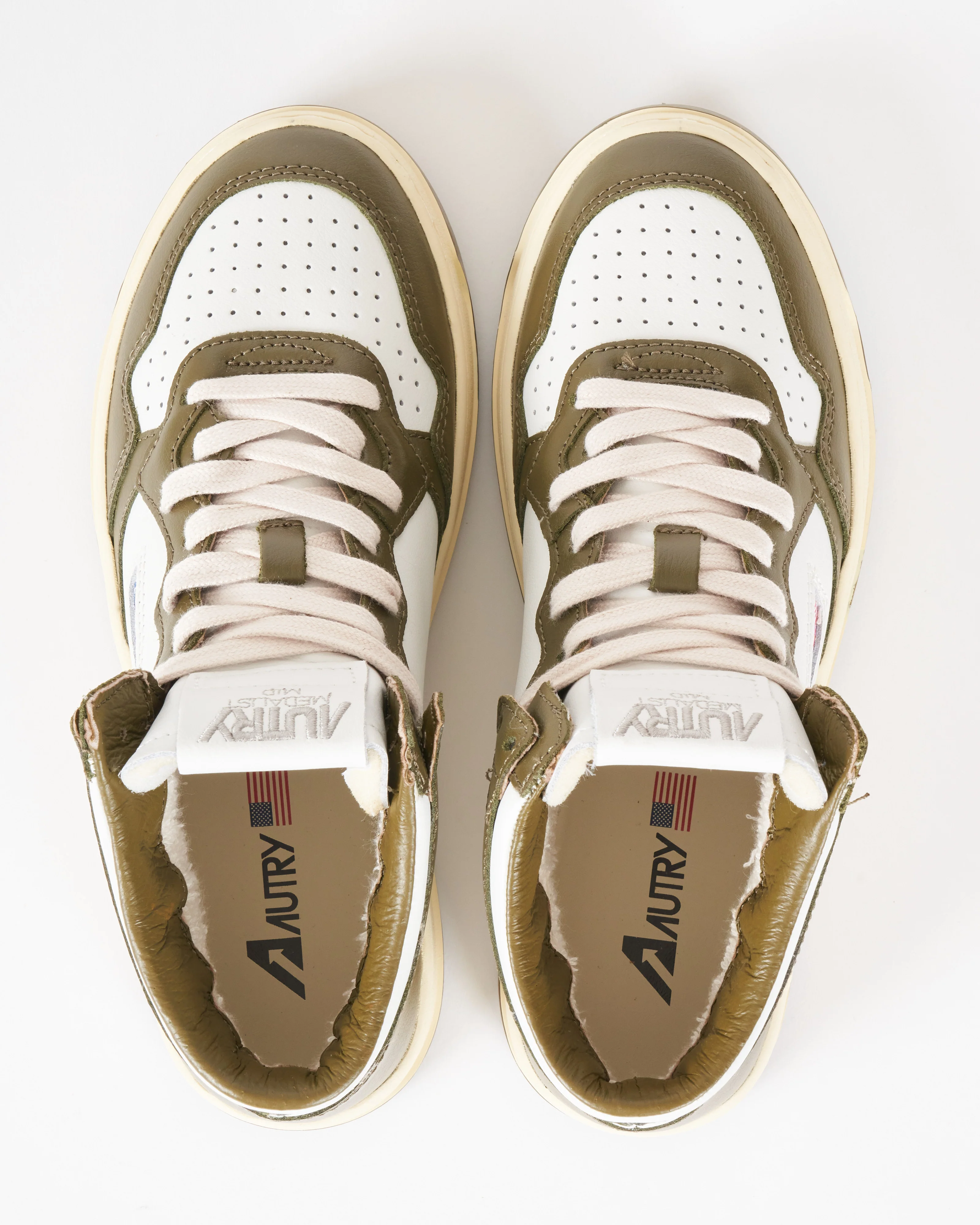 medalist mid wb33 sneaker - white/olive leather - Image 3