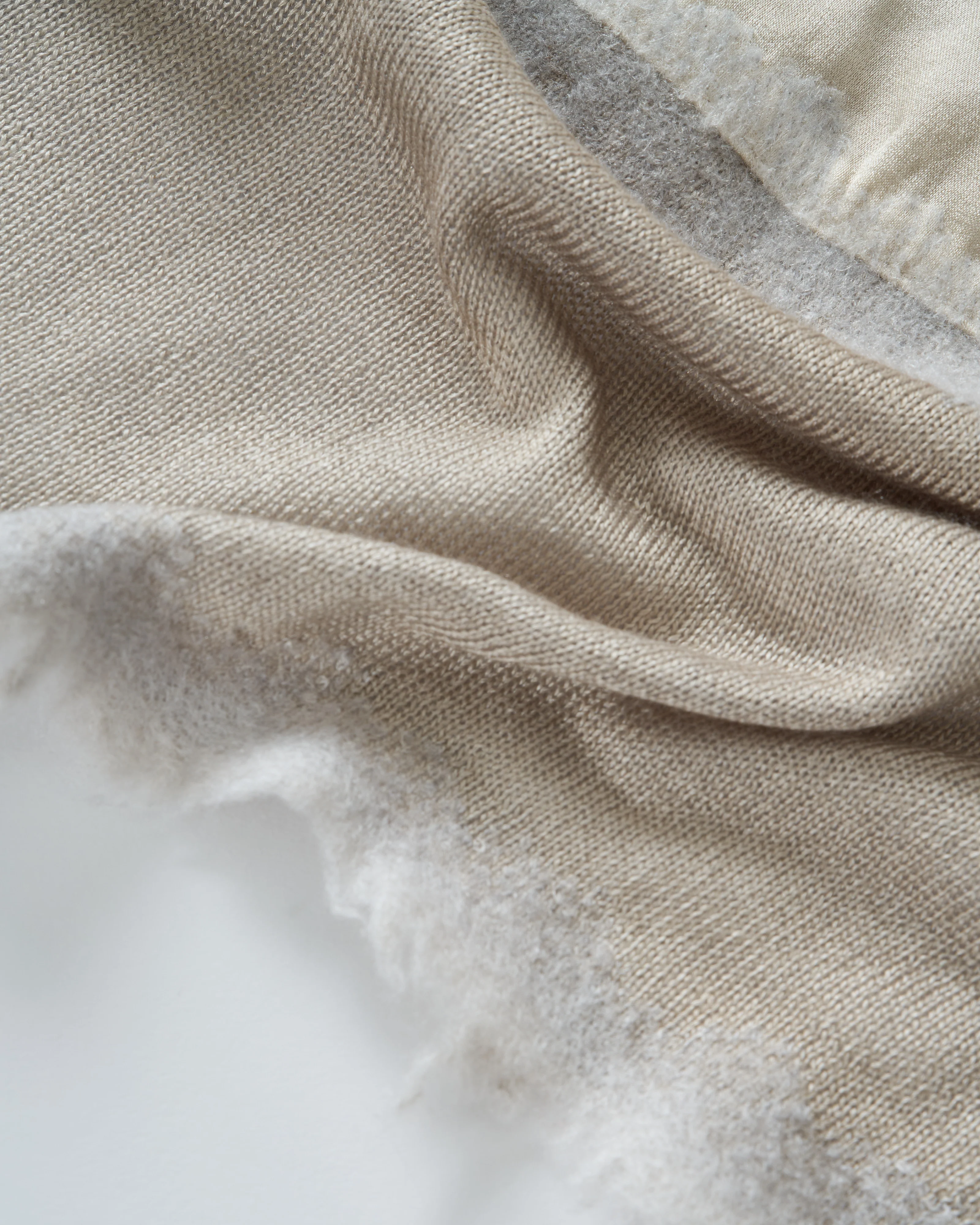 bicolor double foulard scarf with destroyed edges - Image 3