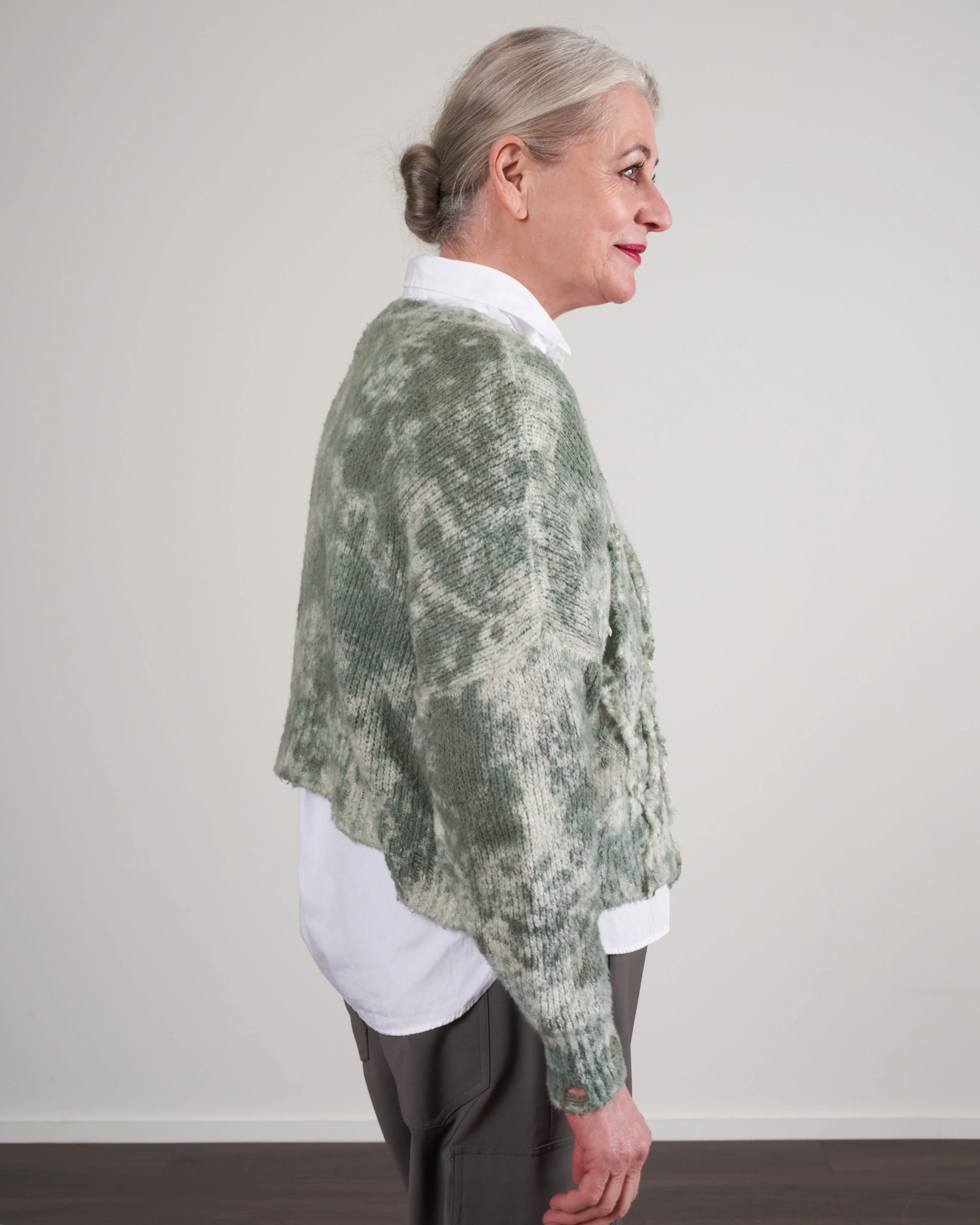 cropped boat neck sweater - kaki - Image 3