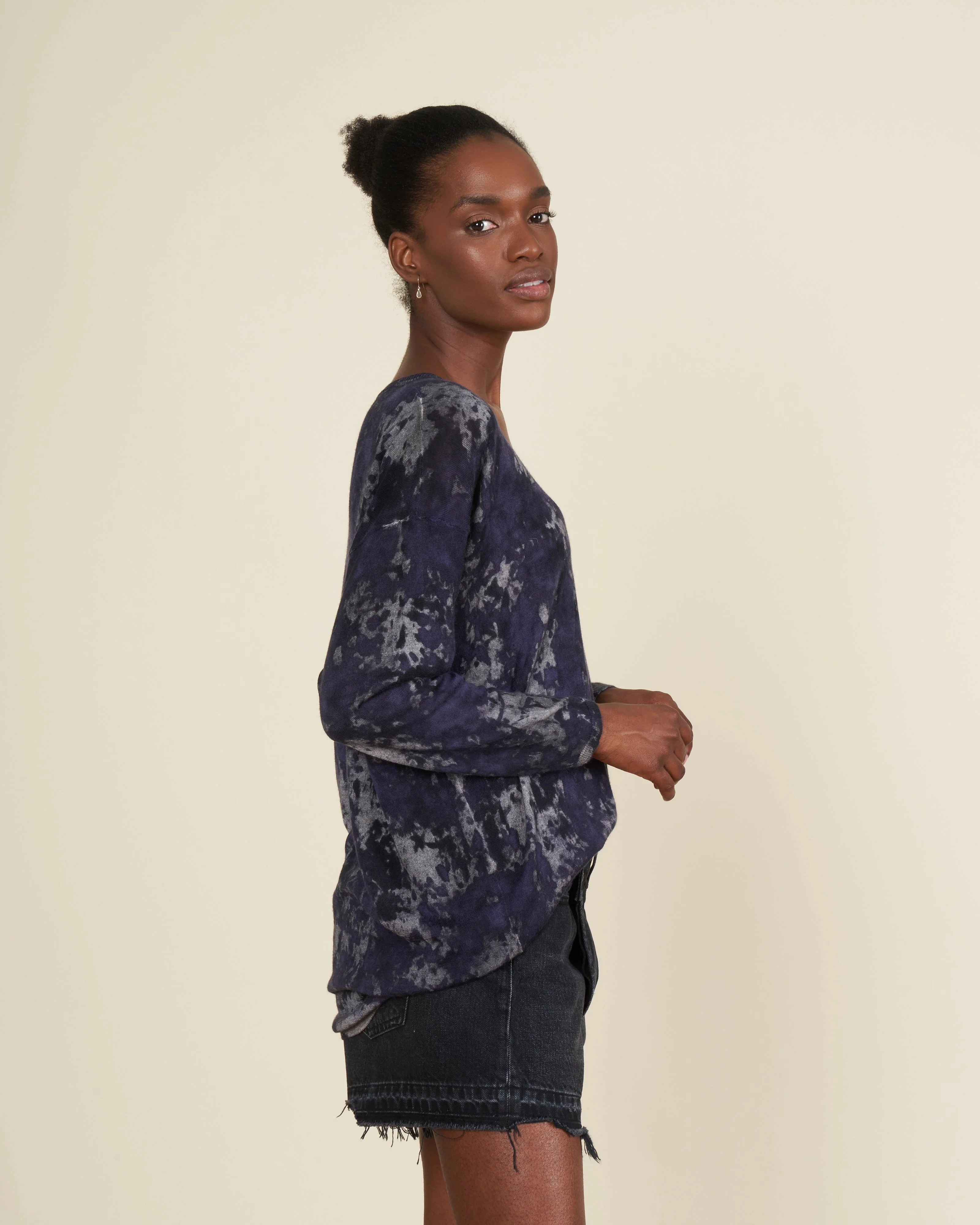 boreal oversize v neck pullover - prune - Image 3