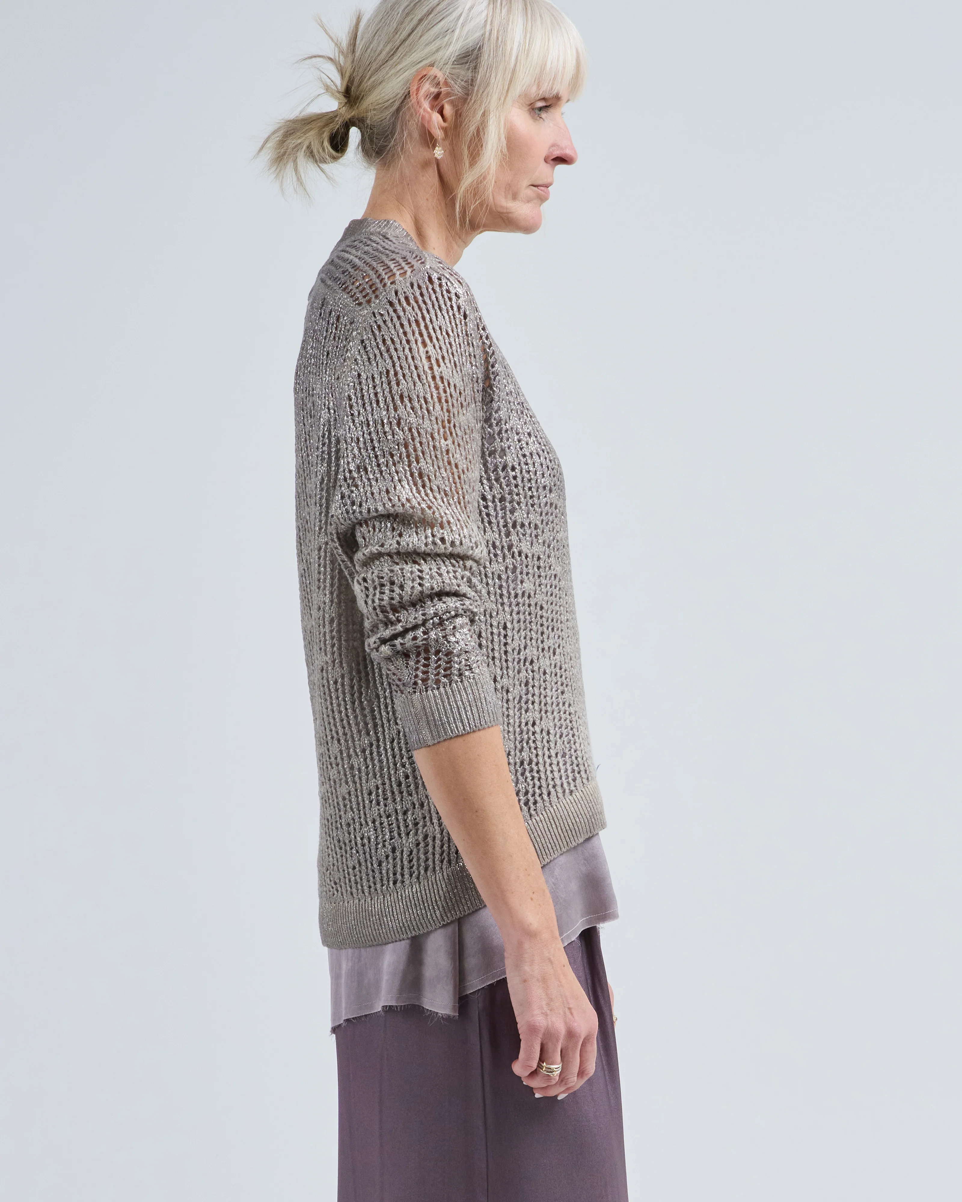 hand painted and laminated net stitch round neck pullover - Image 3