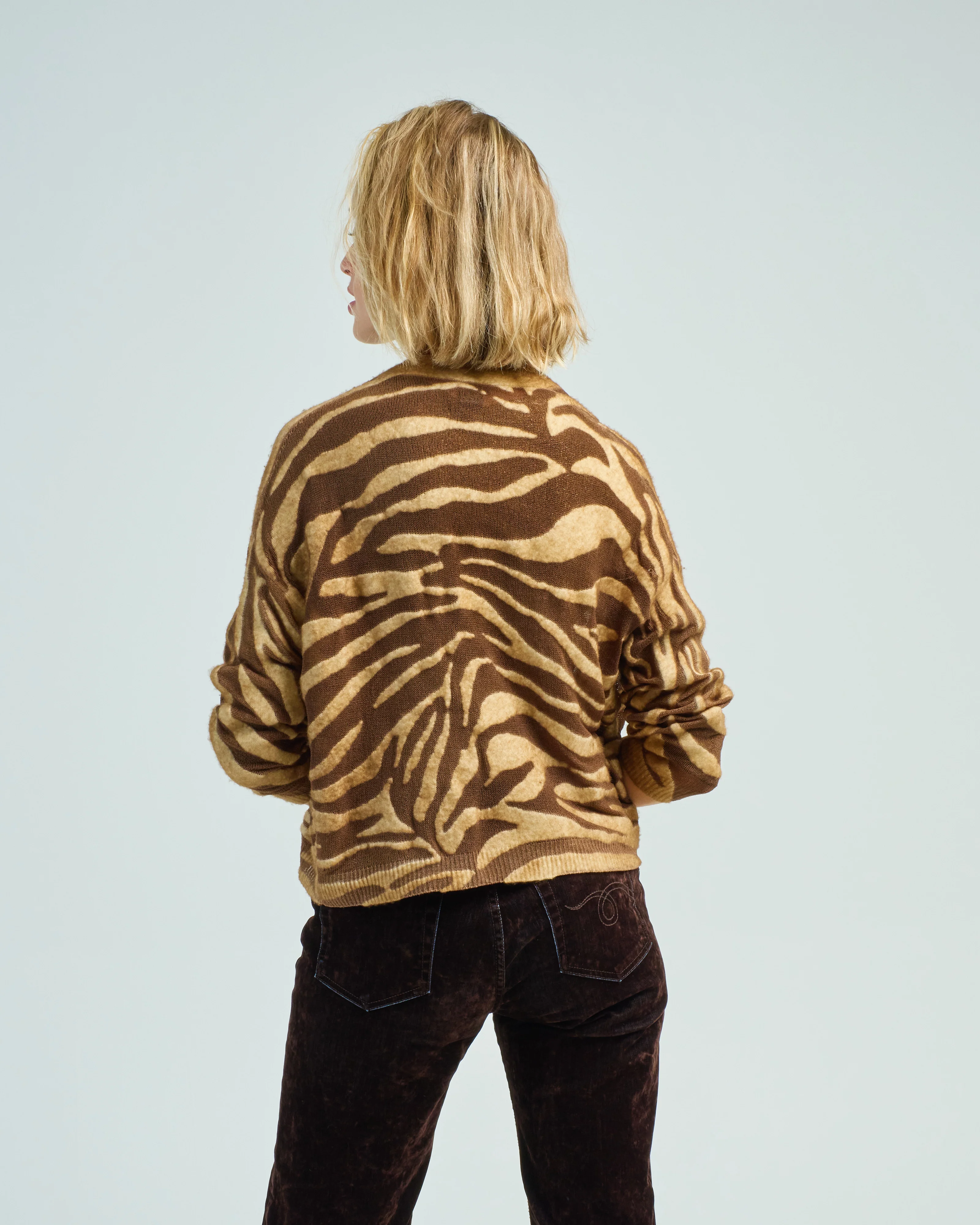 hand painted zebra devore' effect v cardigan - Image 4