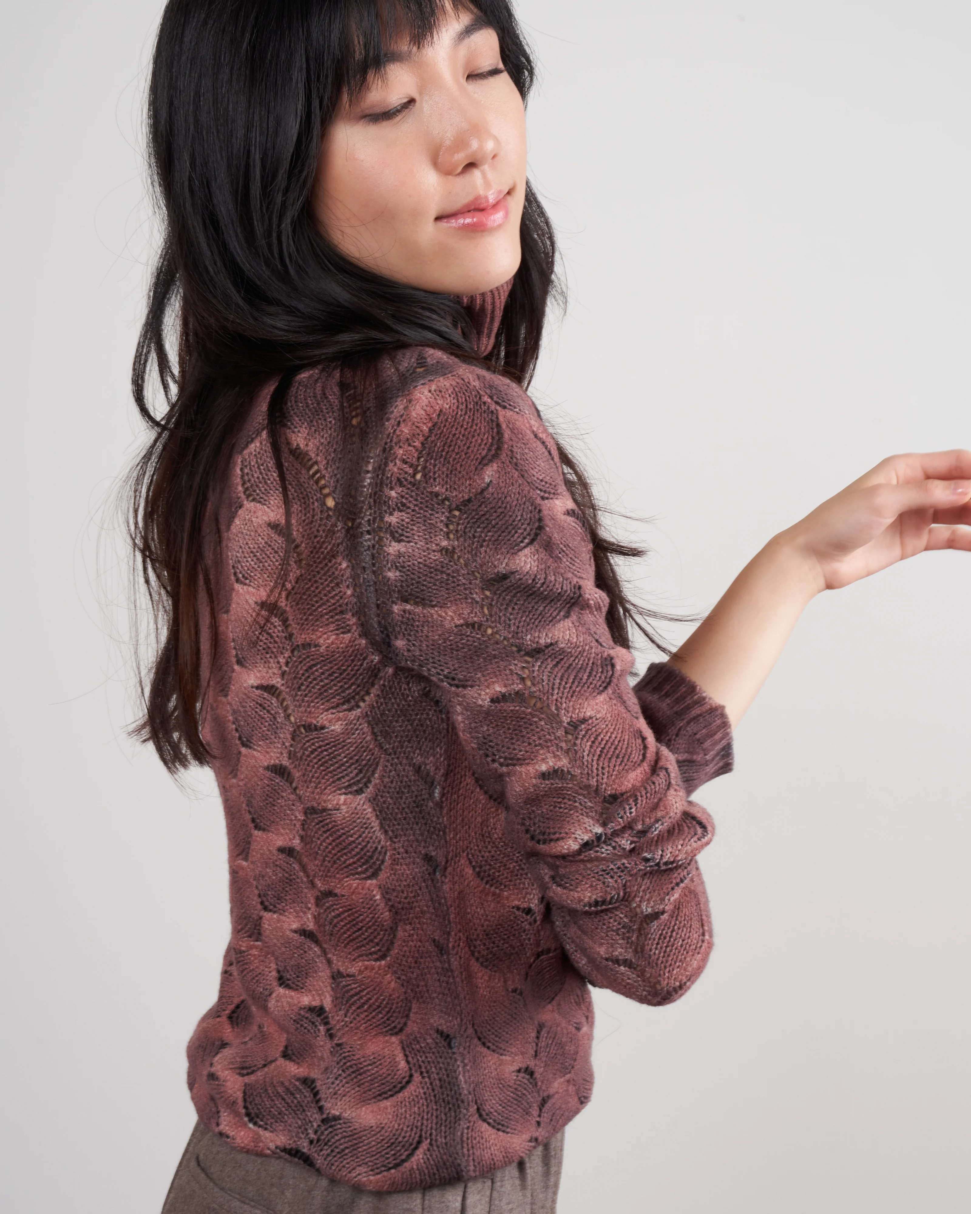 high neck pullover with fans stitch - fard - Image 3