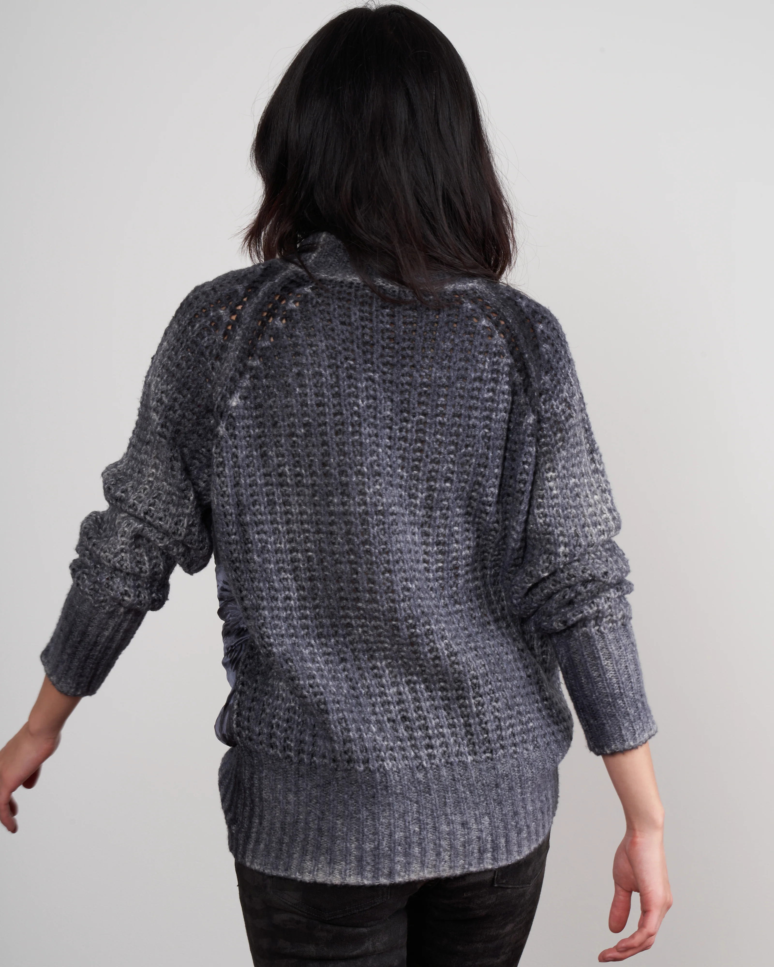 high neck pullover with front sunflowers silk - navy - Image 4