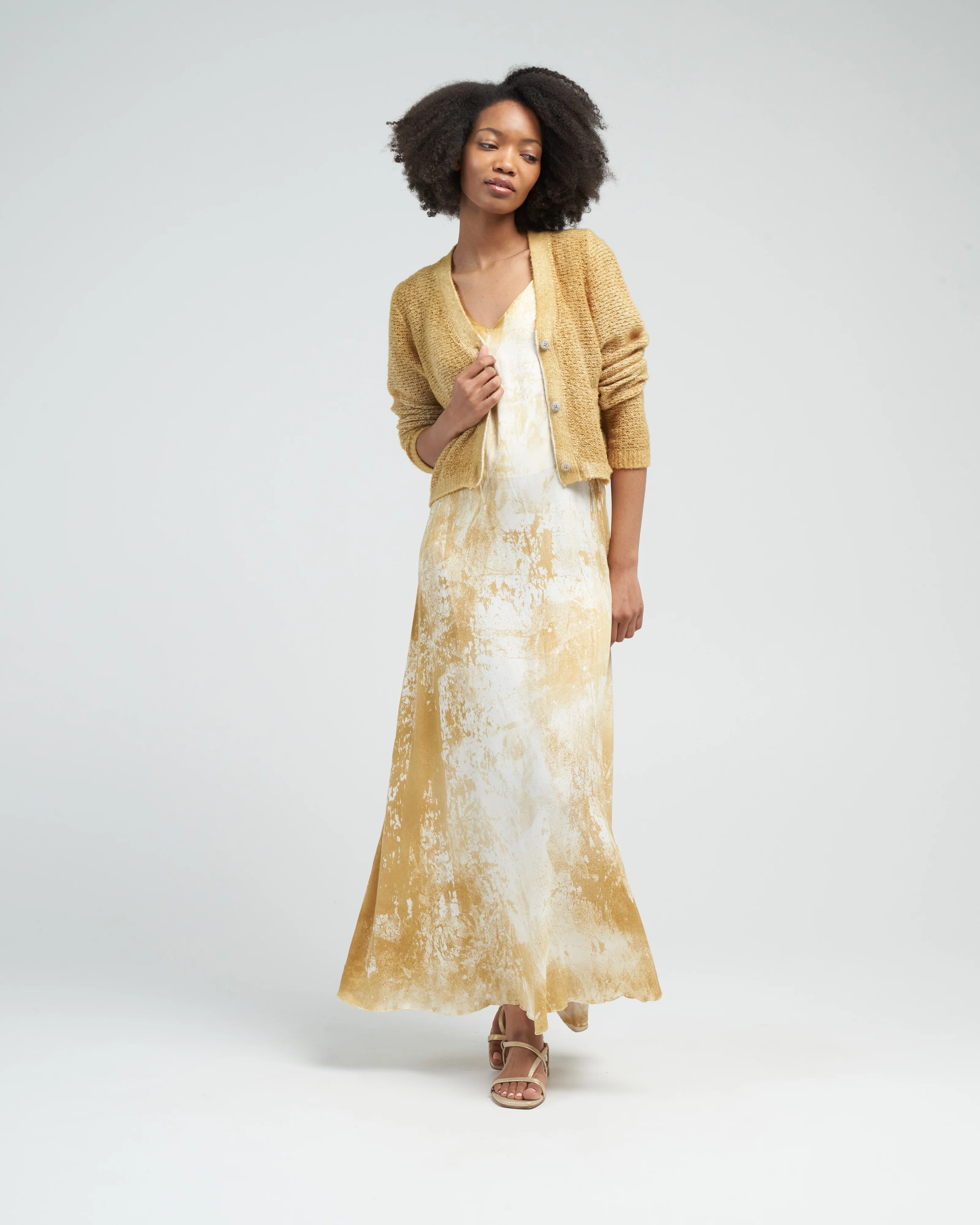 irregular stitch brushed cotton/linen v neck cardigan - oil - Image 3