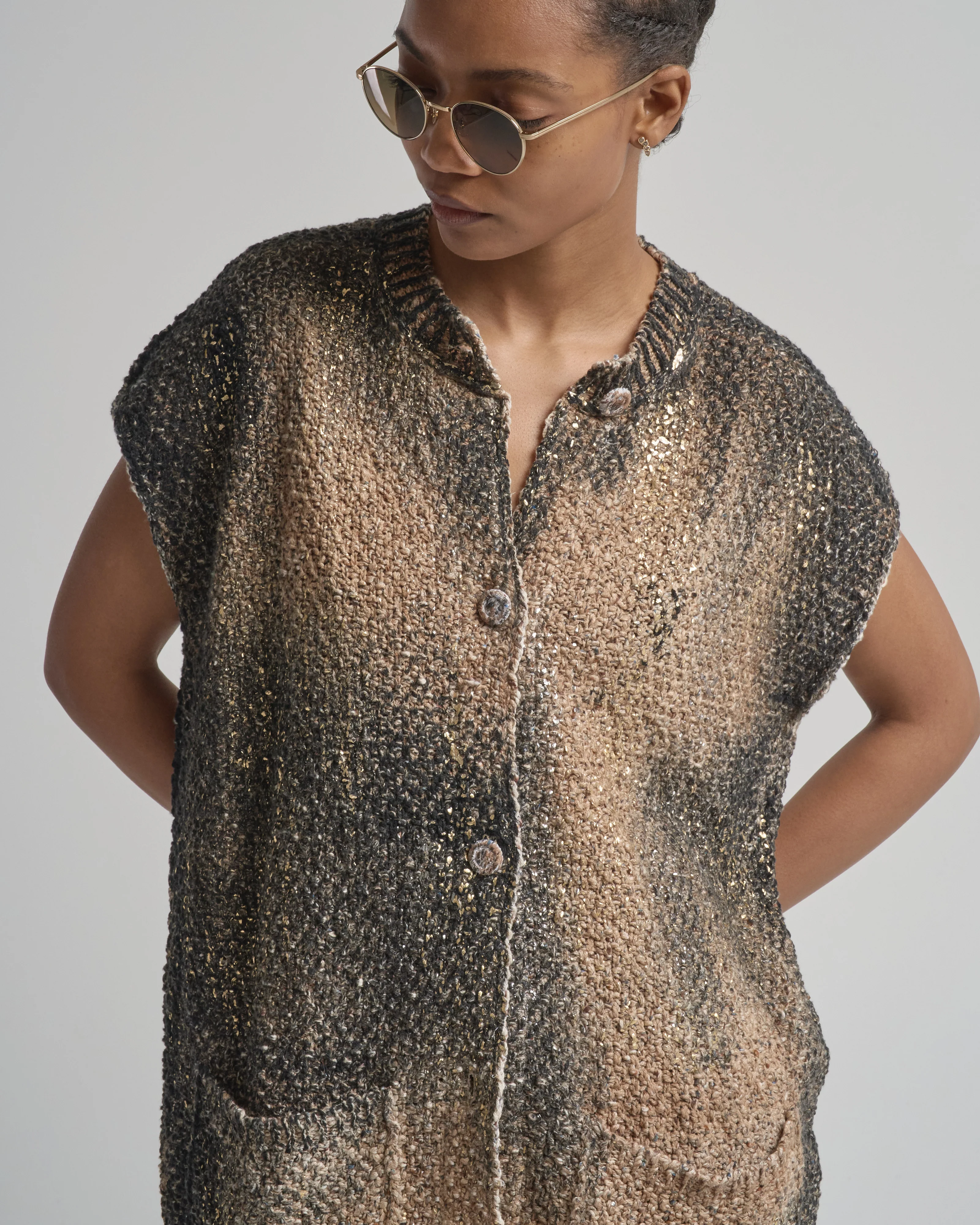 laminated scratched effect moss stitch round neck vest - Image 5