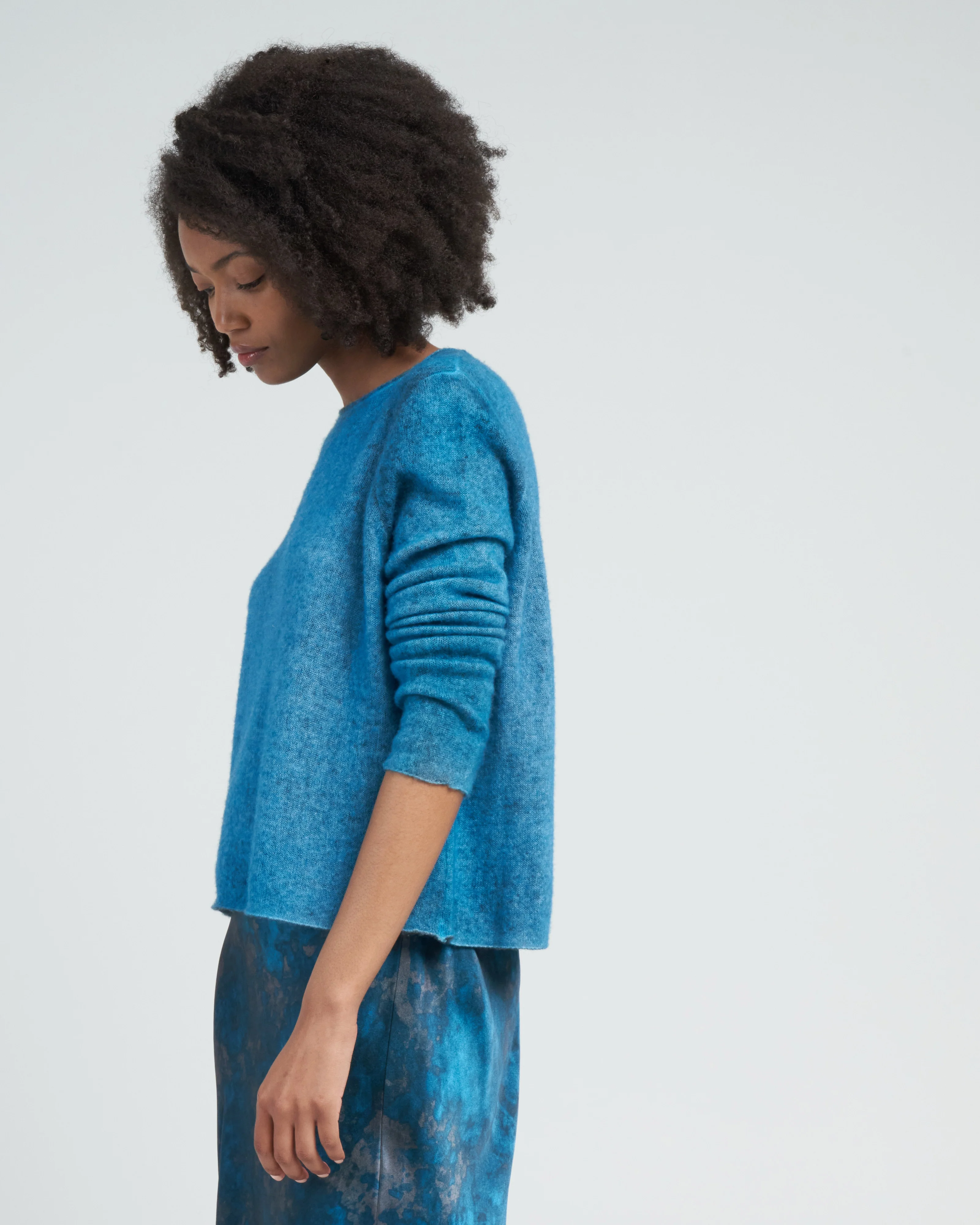 light cashmere off gauge round neck pullover - dark teal - Image 3