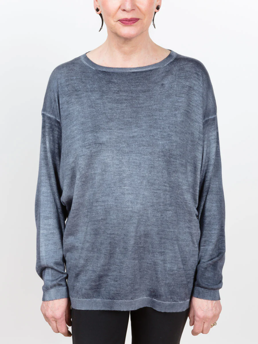 overseta sweater - Image 4