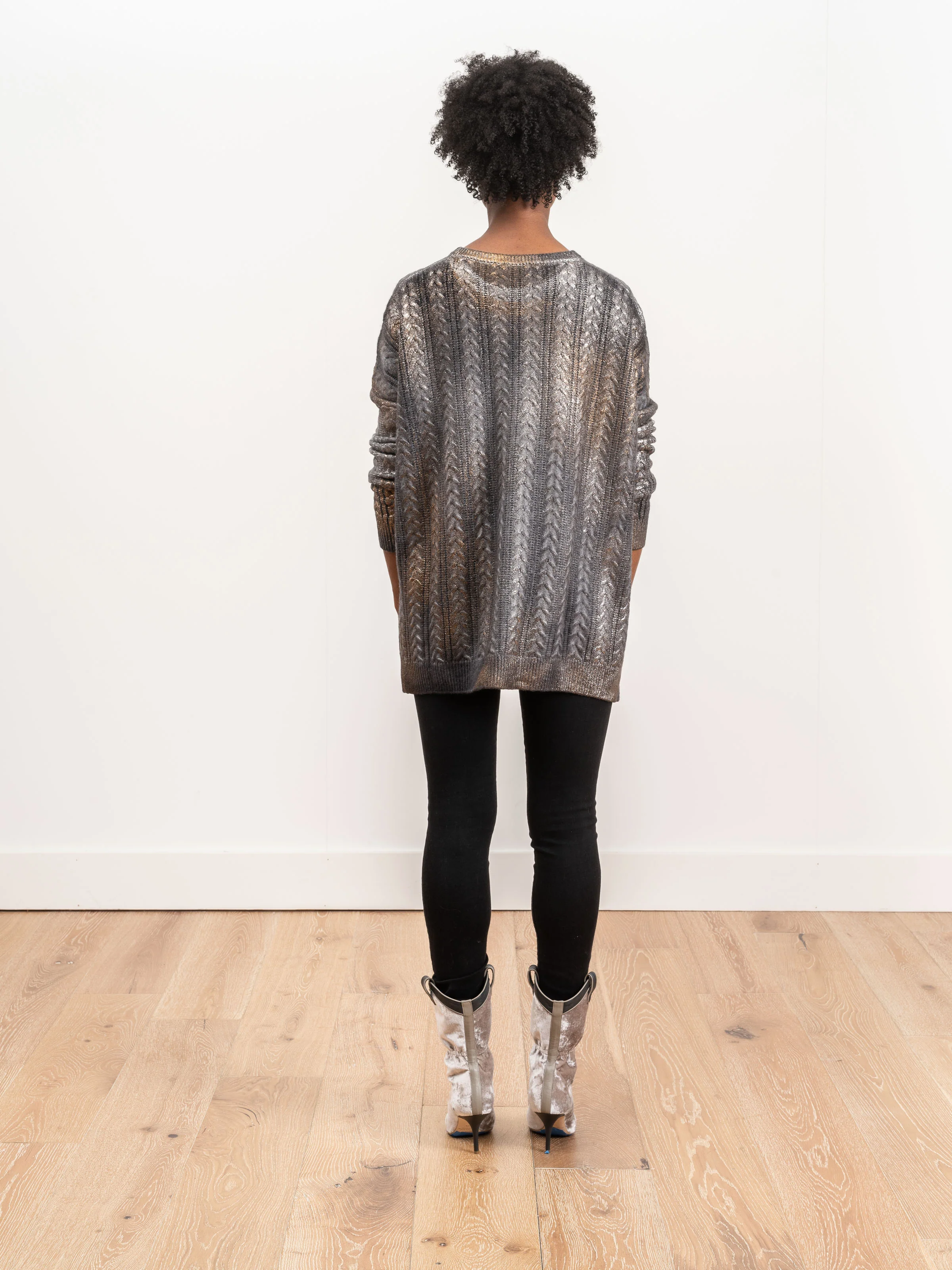 round neck pullover - Image 4