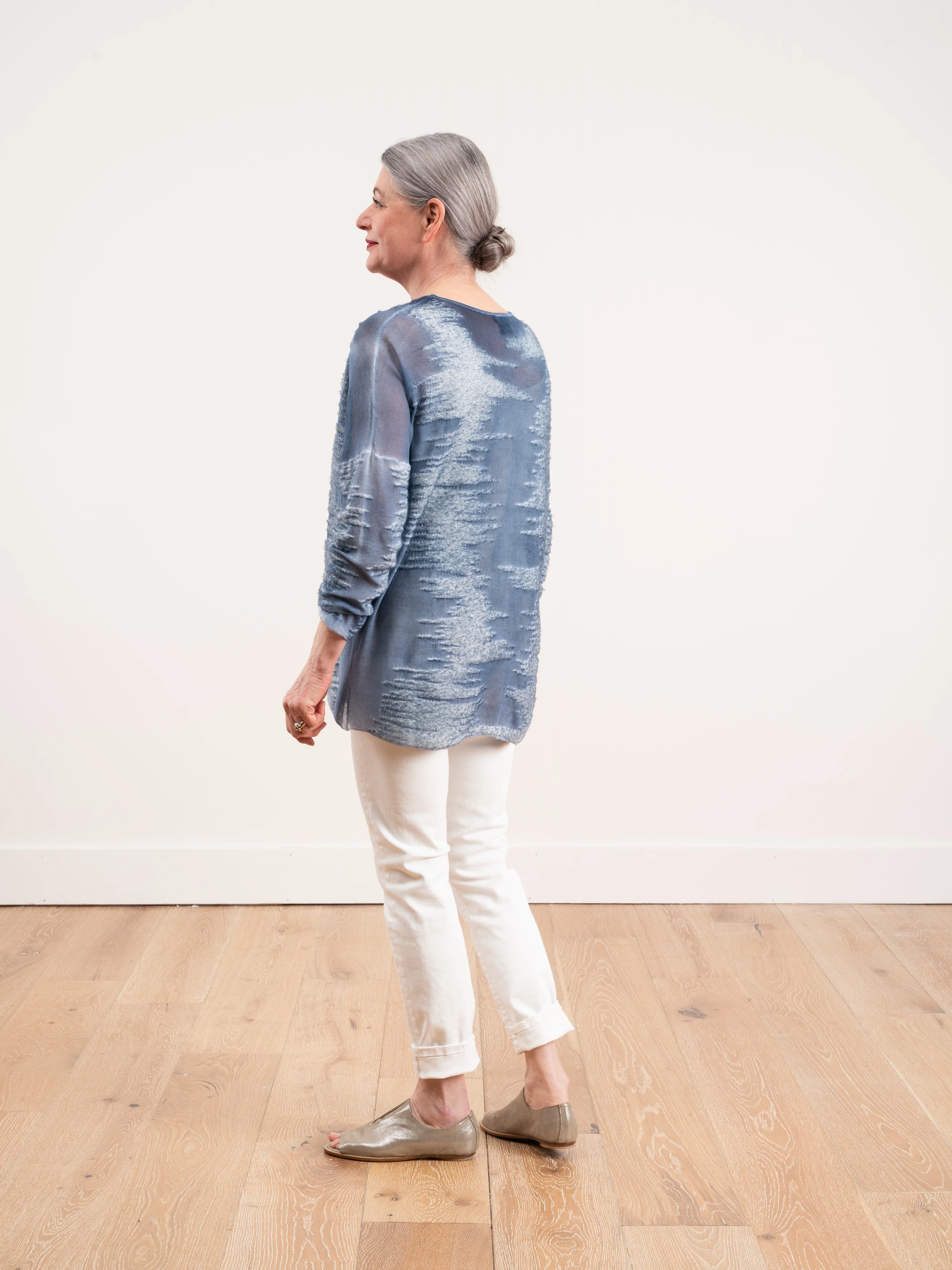 round neck pullover - Image 2
