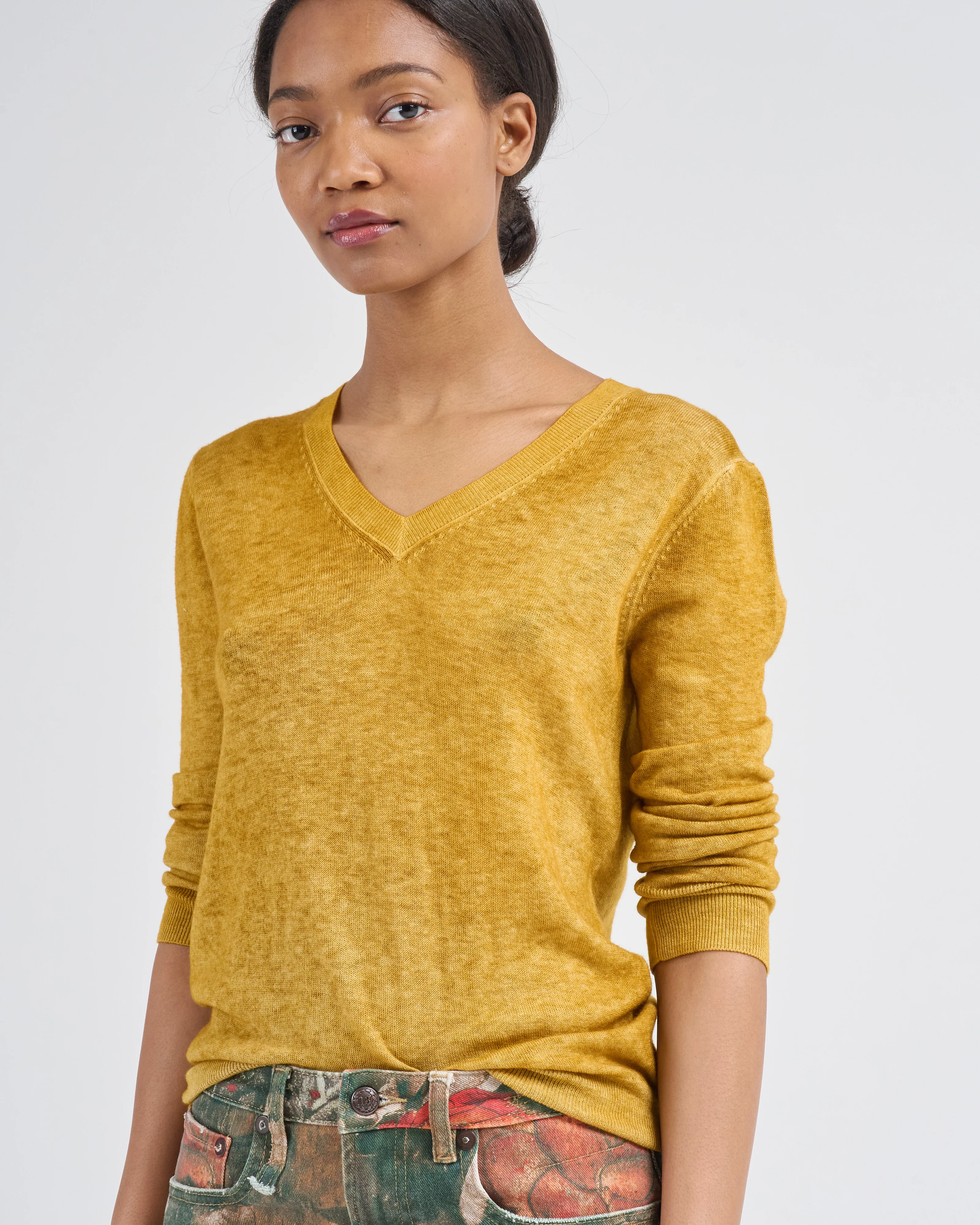 two colors ultralight cashmere wool v neck pullover - Image 5